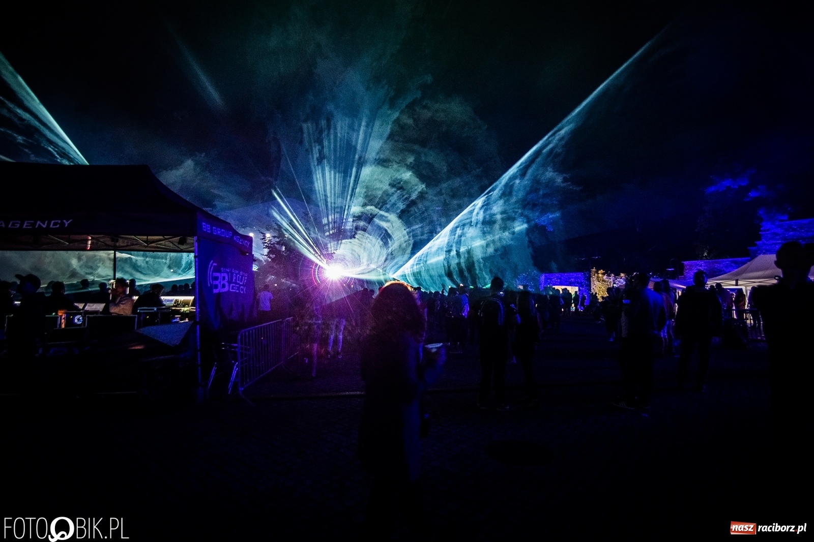 Zdjęcie w galerii na portalu naszraciborz.pl: Magia dźwięków i świateł. INTRO Festival 2019 wiadomości z regionu