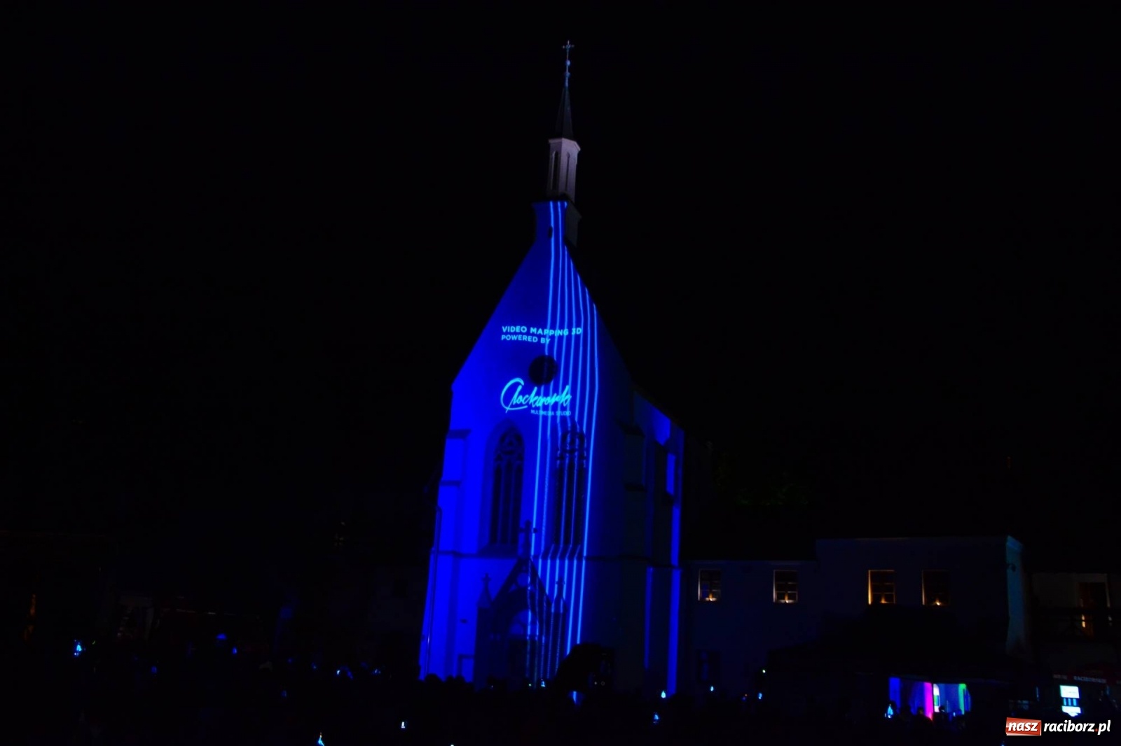 Zdjęcie w galerii na portalu naszraciborz.pl: Mapping 3D raciborskiej kaplicy od Clockwork. Jak wam się podoba? FOTO i WIDEO wiadomości z regionu