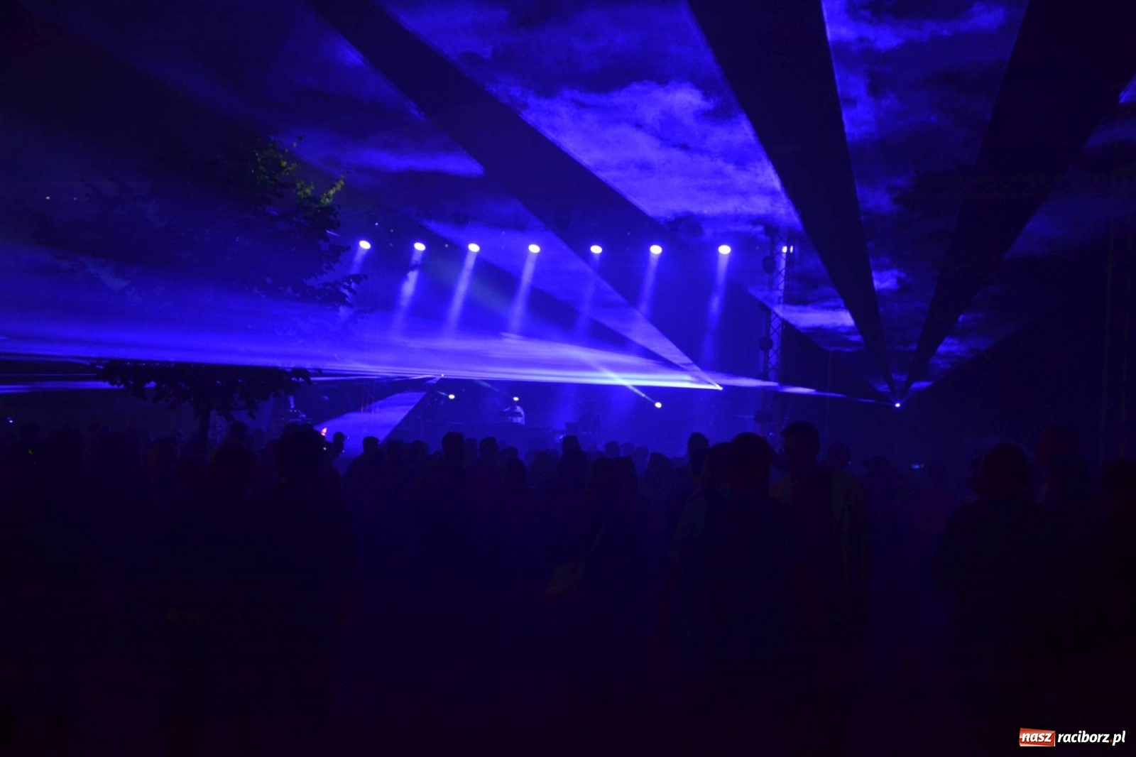 Zdjęcie w galerii na portalu naszraciborz.pl: Mapping 3D raciborskiej kaplicy od Clockwork. Jak wam się podoba? FOTO i WIDEO wiadomości z regionu