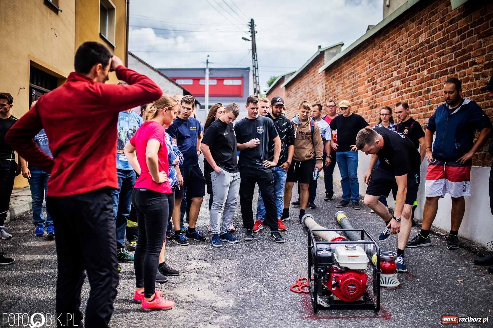 Zdjęcie w galerii na portalu naszraciborz.pl: Żelazny jak strażak. Polacy tłem dla Czechów w Krzanowicach [FOTO] wiadomości z regionu