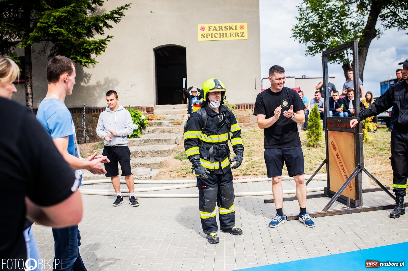 Zdjęcie w galerii na portalu naszraciborz.pl: Żelazny jak strażak. Polacy tłem dla Czechów w Krzanowicach [FOTO] wiadomości z regionu
