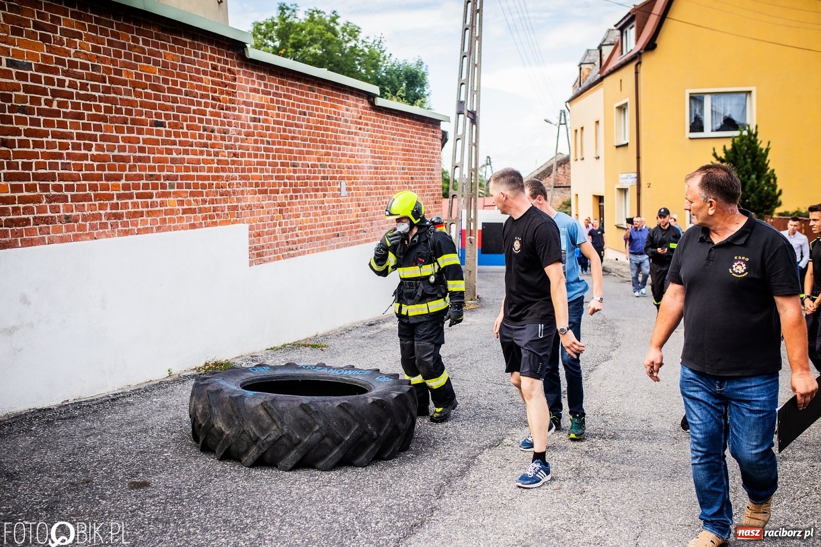 Zdjęcie w galerii na portalu naszraciborz.pl: Żelazny jak strażak. Polacy tłem dla Czechów w Krzanowicach [FOTO] wiadomości z regionu