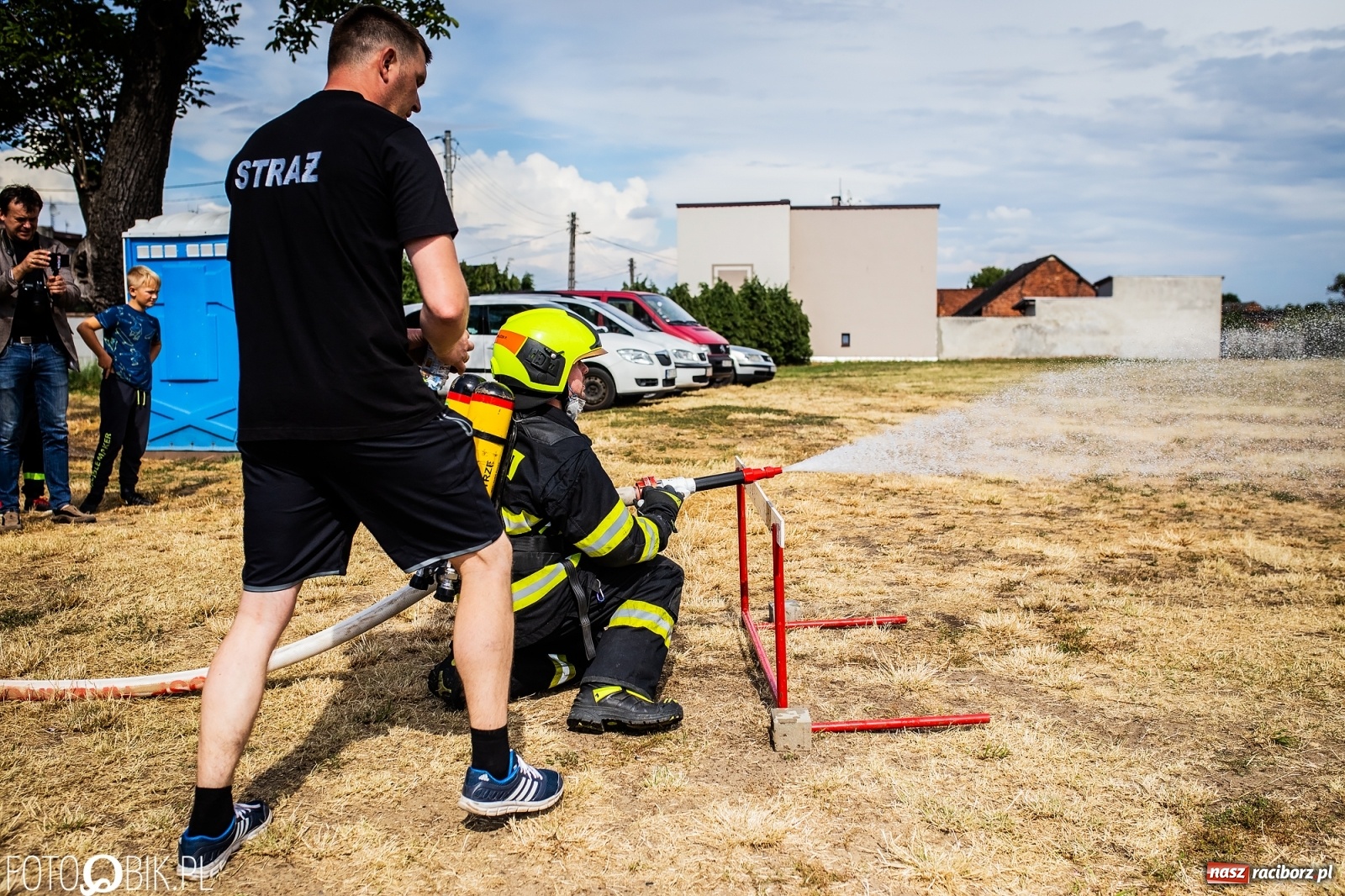 Zdjęcie w galerii na portalu naszraciborz.pl: Żelazny jak strażak. Polacy tłem dla Czechów w Krzanowicach [FOTO] wiadomości z regionu