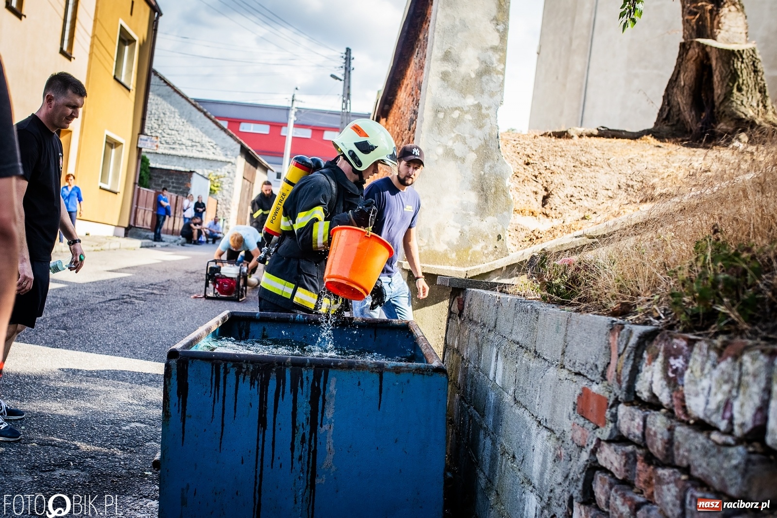 Zdjęcie w galerii na portalu naszraciborz.pl: Żelazny jak strażak. Polacy tłem dla Czechów w Krzanowicach [FOTO] wiadomości z regionu