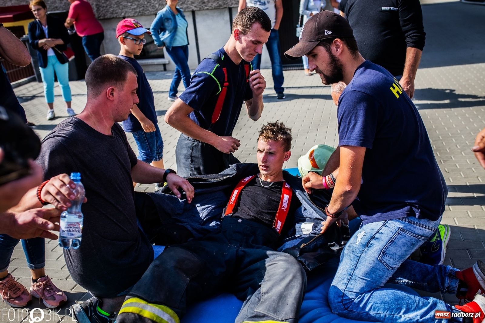 Zdjęcie w galerii na portalu naszraciborz.pl: Żelazny jak strażak. Polacy tłem dla Czechów w Krzanowicach [FOTO] wiadomości z regionu