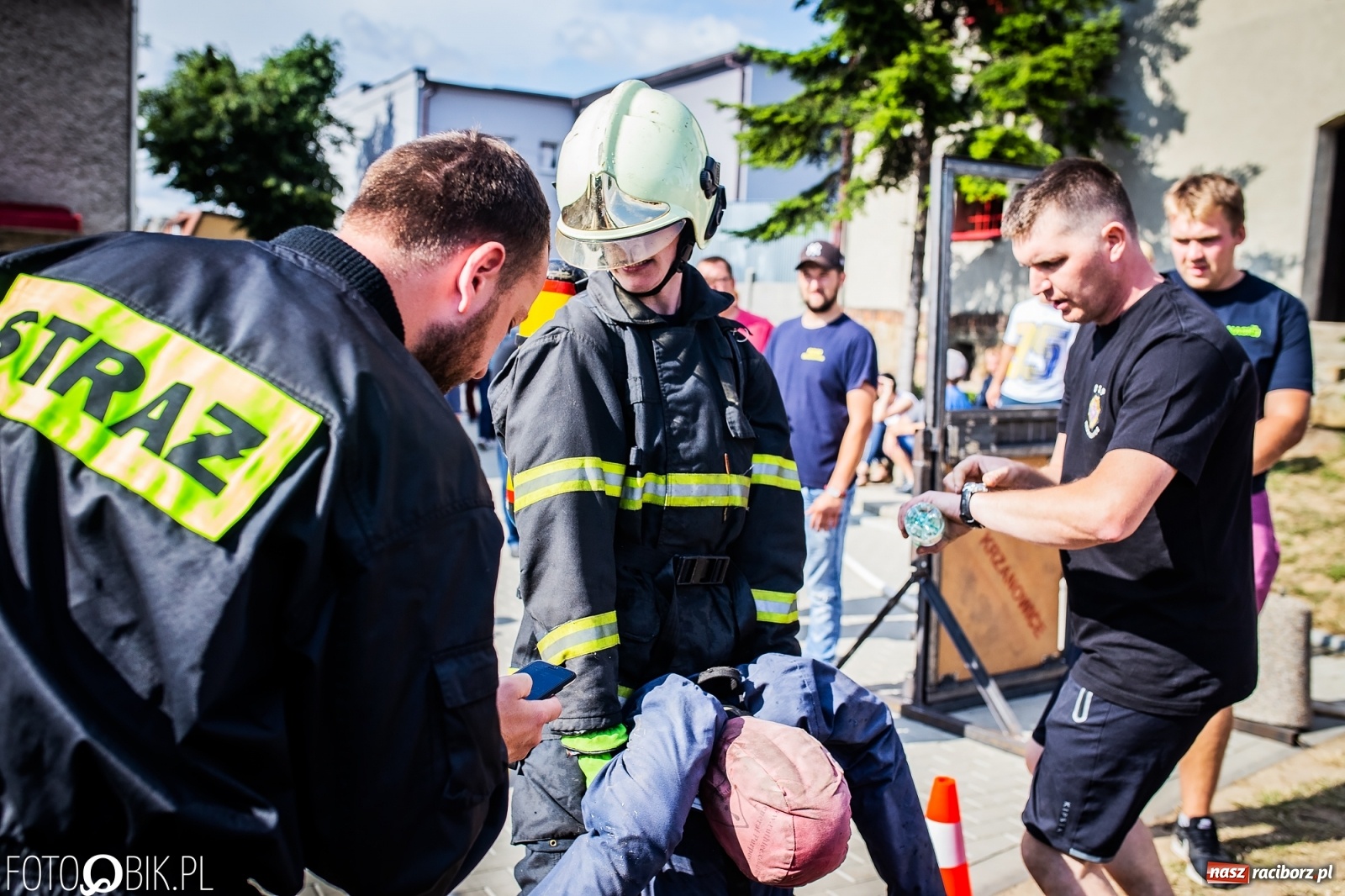 Zdjęcie w galerii na portalu naszraciborz.pl: Żelazny jak strażak. Polacy tłem dla Czechów w Krzanowicach [FOTO] wiadomości z regionu