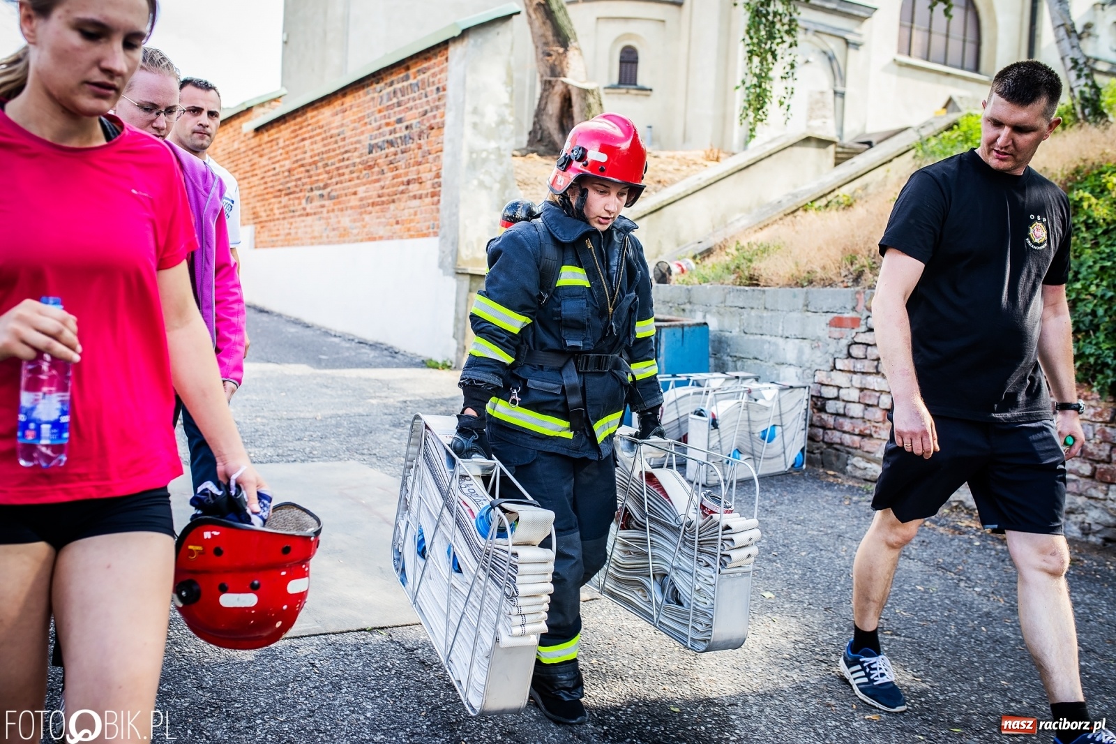 Zdjęcie w galerii na portalu naszraciborz.pl: Żelazny jak strażak. Polacy tłem dla Czechów w Krzanowicach [FOTO] wiadomości z regionu