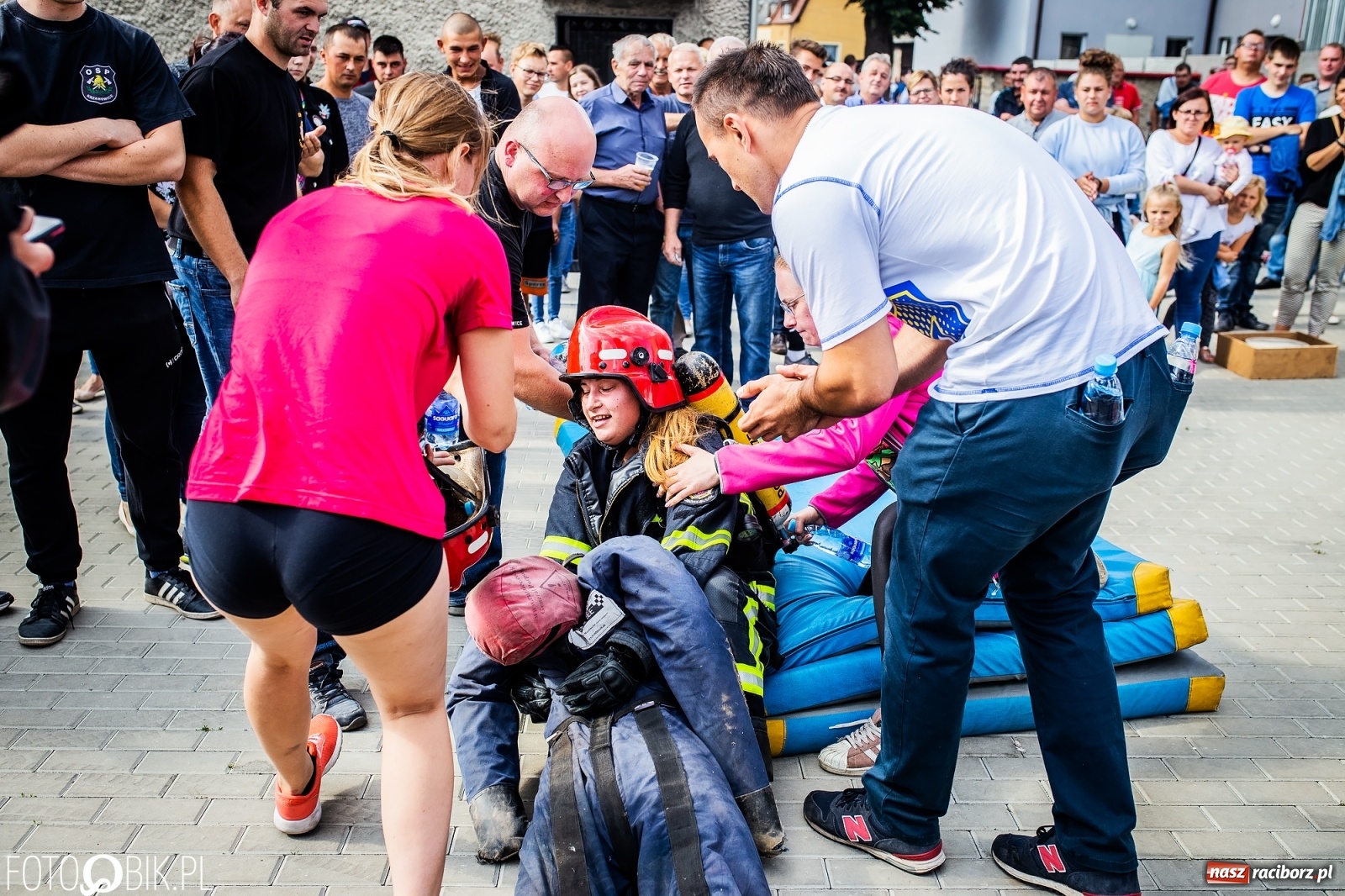 Zdjęcie w galerii na portalu naszraciborz.pl: Żelazny jak strażak. Polacy tłem dla Czechów w Krzanowicach [FOTO] wiadomości z regionu