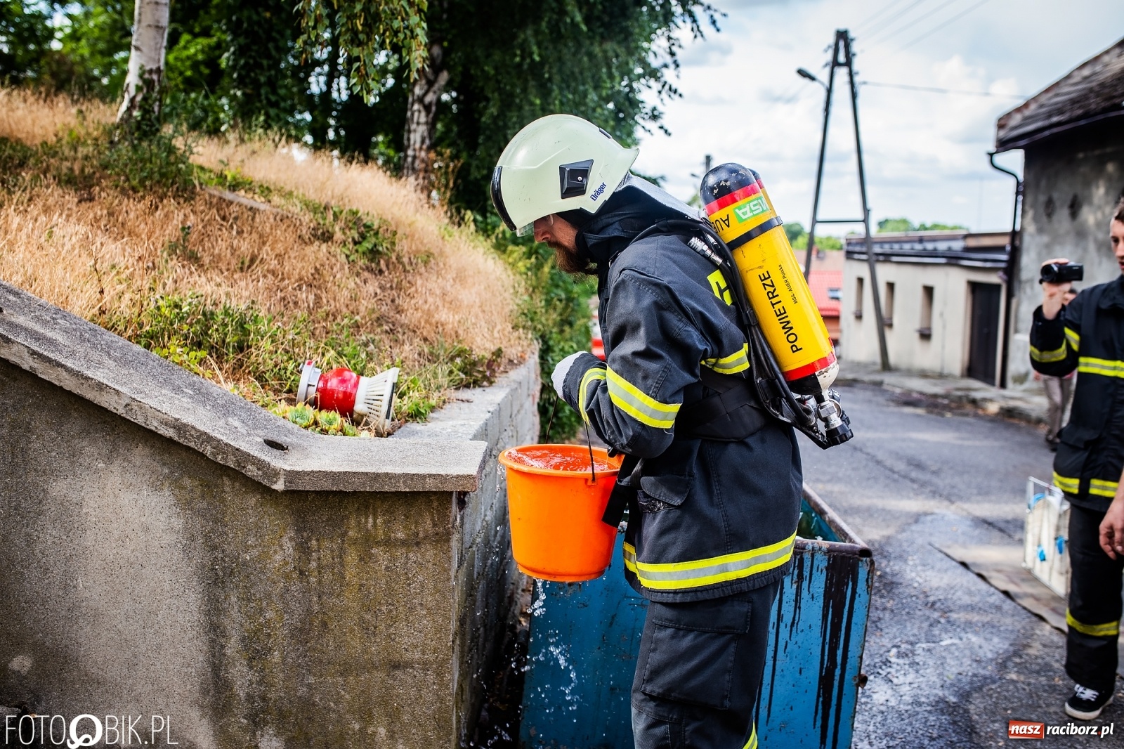 Zdjęcie w galerii na portalu naszraciborz.pl: Żelazny jak strażak. Polacy tłem dla Czechów w Krzanowicach [FOTO] wiadomości z regionu