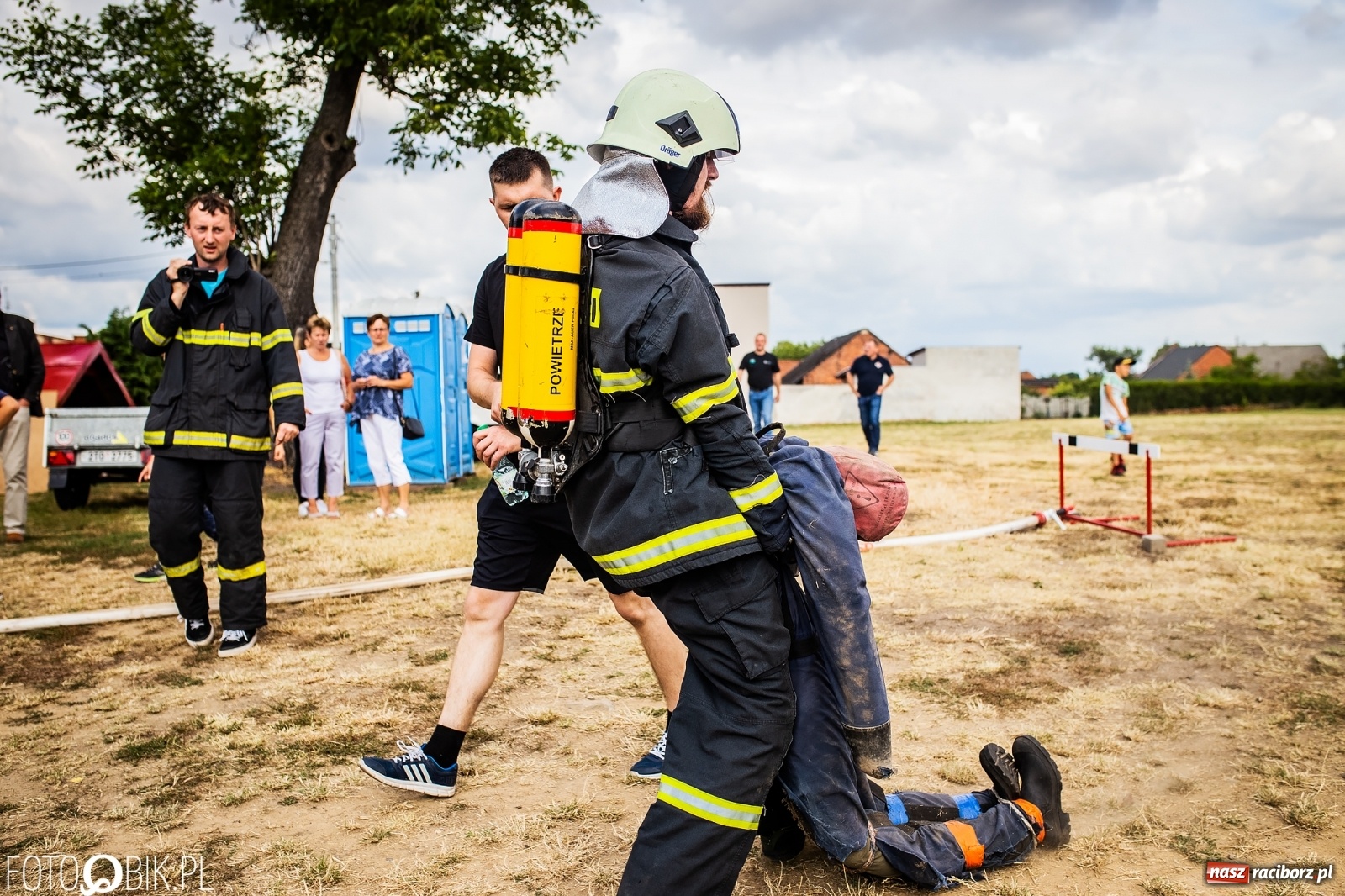 Zdjęcie w galerii na portalu naszraciborz.pl: Żelazny jak strażak. Polacy tłem dla Czechów w Krzanowicach [FOTO] wiadomości z regionu