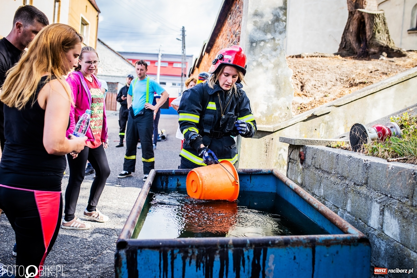 Zdjęcie w galerii na portalu naszraciborz.pl: Żelazny jak strażak. Polacy tłem dla Czechów w Krzanowicach [FOTO] wiadomości z regionu