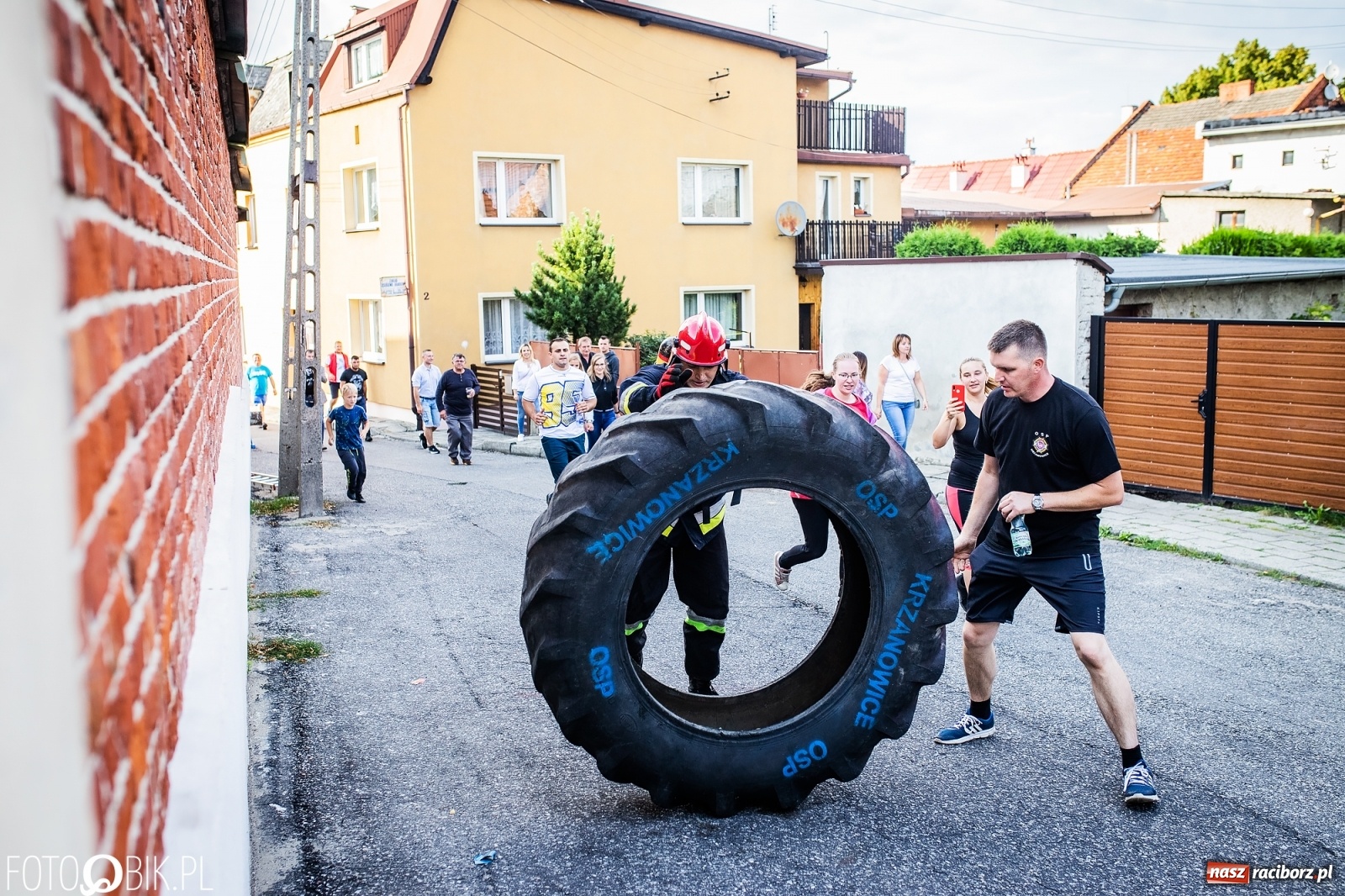 Zdjęcie w galerii na portalu naszraciborz.pl: Żelazny jak strażak. Polacy tłem dla Czechów w Krzanowicach [FOTO] wiadomości z regionu