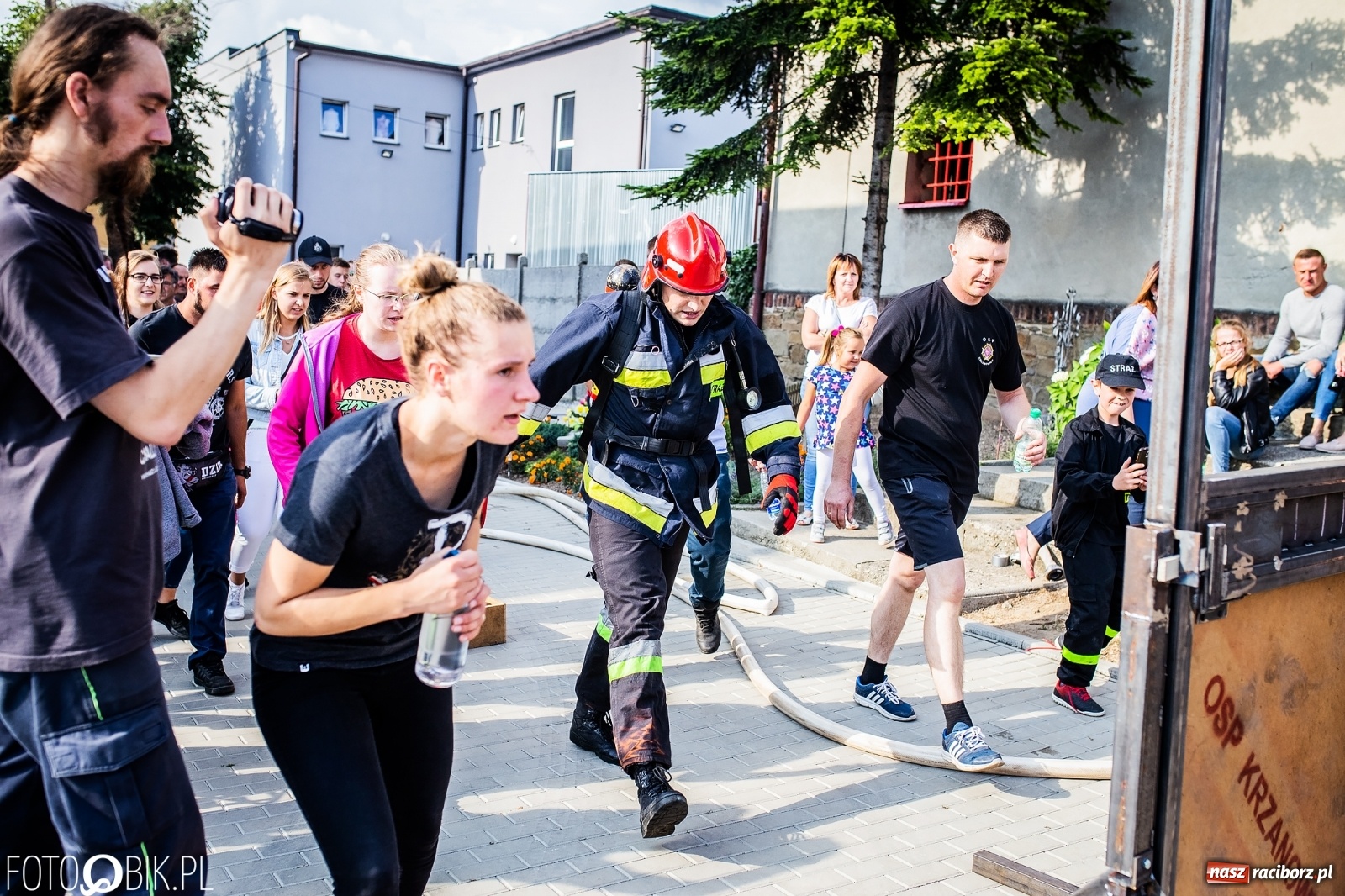 Zdjęcie w galerii na portalu naszraciborz.pl: Żelazny jak strażak. Polacy tłem dla Czechów w Krzanowicach [FOTO] wiadomości z regionu
