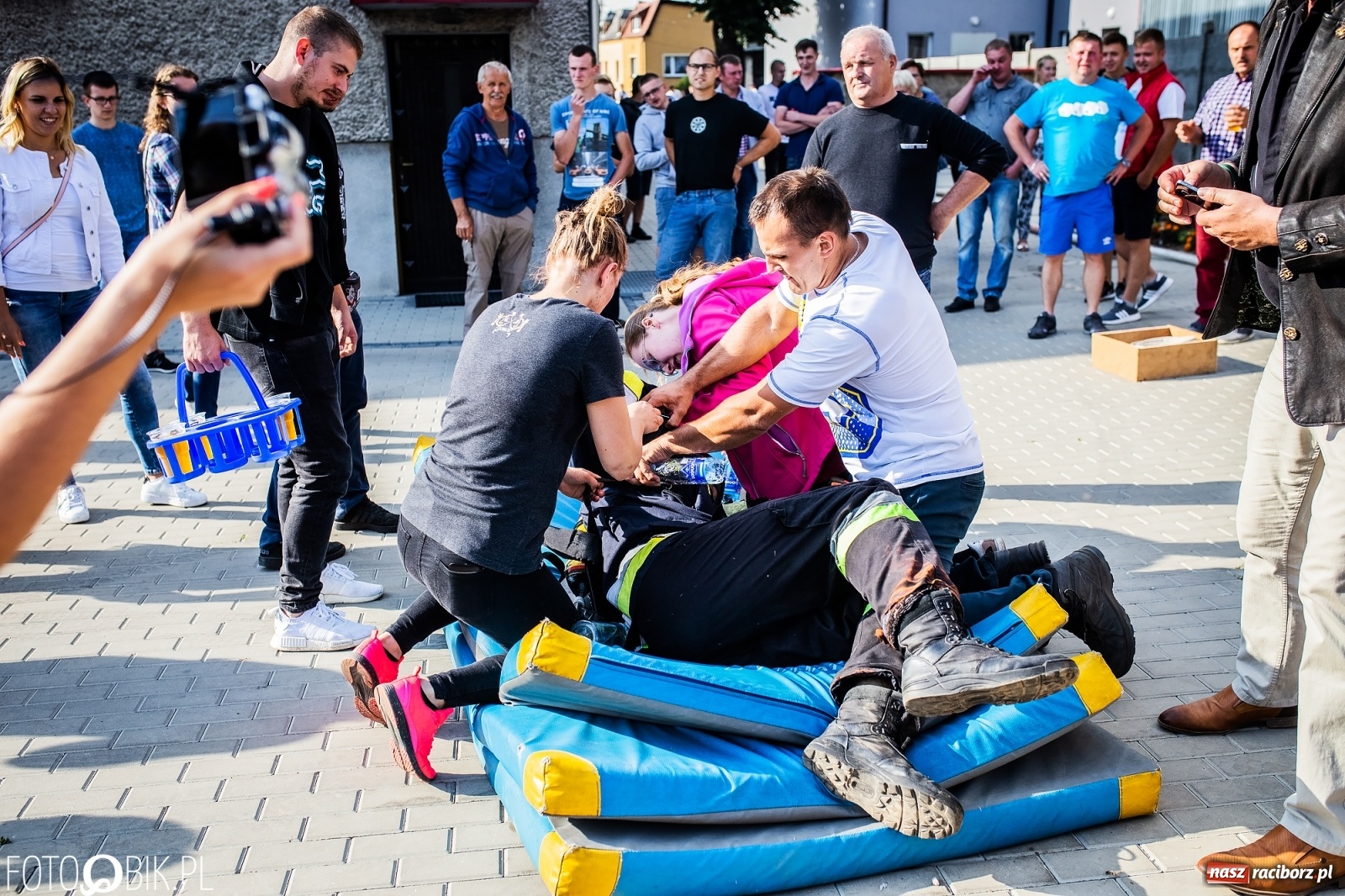 Zdjęcie w galerii na portalu naszraciborz.pl: Żelazny jak strażak. Polacy tłem dla Czechów w Krzanowicach [FOTO] wiadomości z regionu