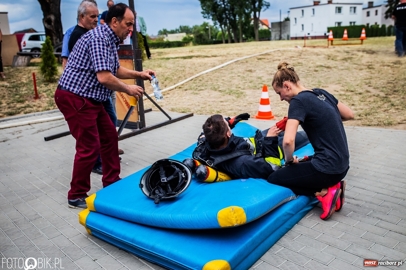 Zdjęcie w galerii na portalu naszraciborz.pl: Żelazny jak strażak. Polacy tłem dla Czechów w Krzanowicach [FOTO] wiadomości z regionu