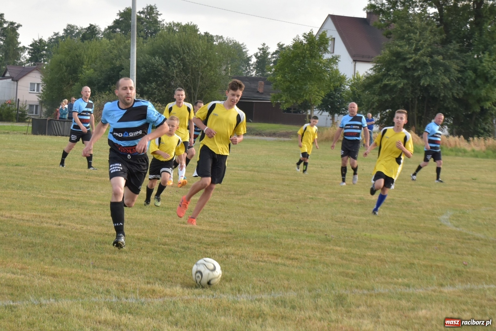Zdjęcie w galerii na portalu naszraciborz.pl: Tak się bawią w Rudyszwałdzie [FOTO] wiadomości z regionu
