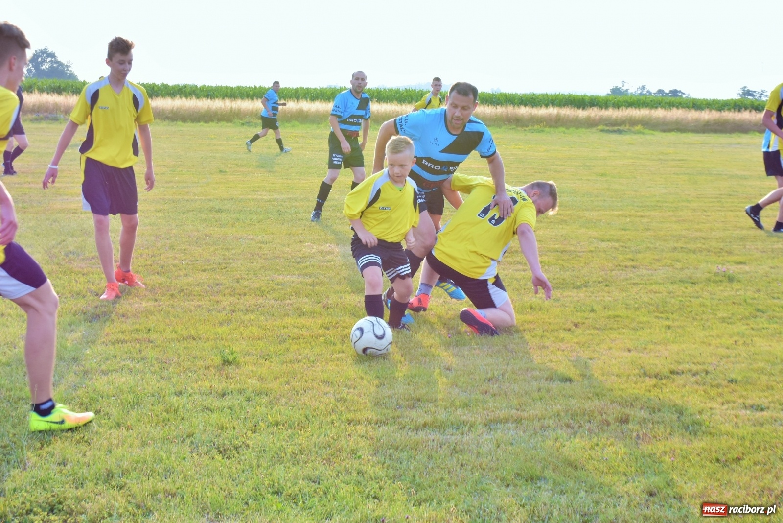 Zdjęcie w galerii na portalu naszraciborz.pl: Tak się bawią w Rudyszwałdzie [FOTO] wiadomości z regionu