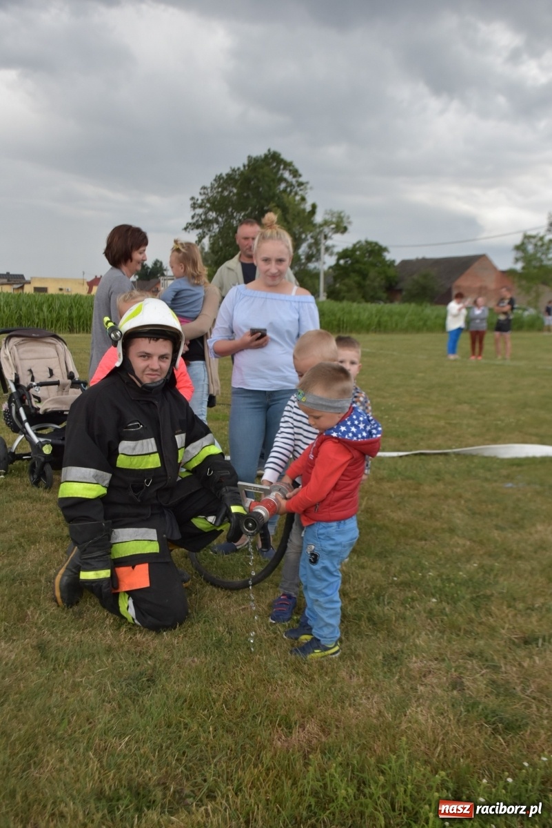 Zdjęcie w galerii na portalu naszraciborz.pl: Tak się bawią w Rudyszwałdzie [FOTO] wiadomości z regionu