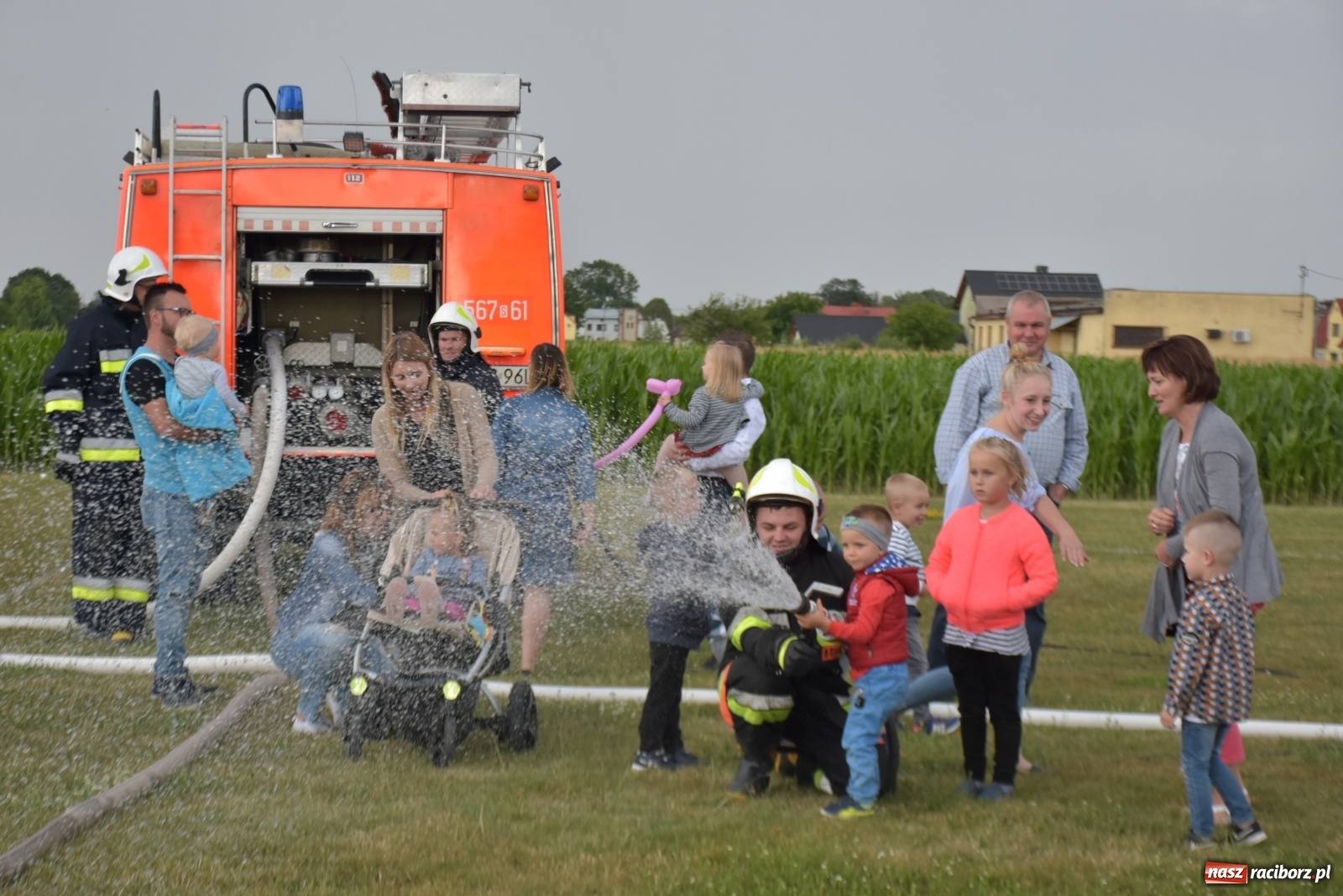 Zdjęcie w galerii na portalu naszraciborz.pl: Tak się bawią w Rudyszwałdzie [FOTO] wiadomości z regionu