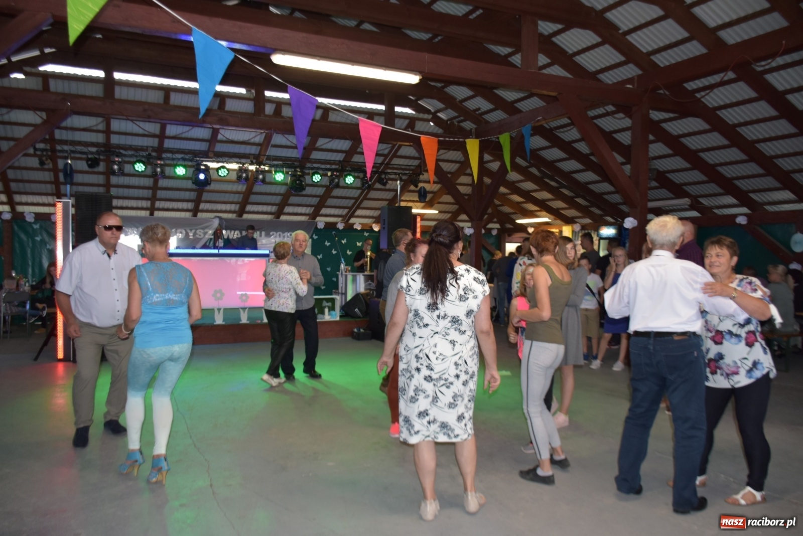 Zdjęcie w galerii na portalu naszraciborz.pl: Tak się bawią w Rudyszwałdzie [FOTO] wiadomości z regionu