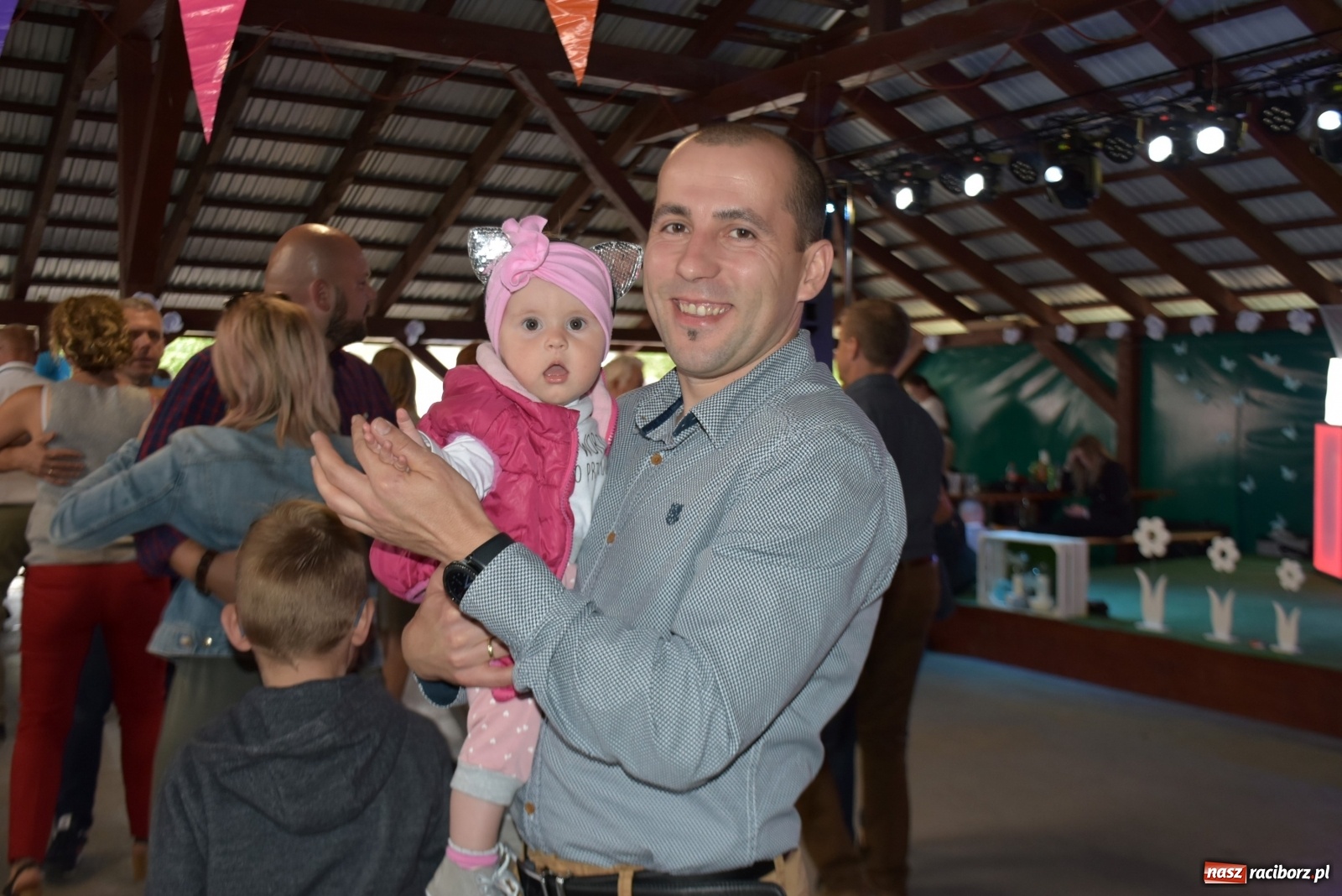 Zdjęcie w galerii na portalu naszraciborz.pl: Tak się bawią w Rudyszwałdzie [FOTO] wiadomości z regionu