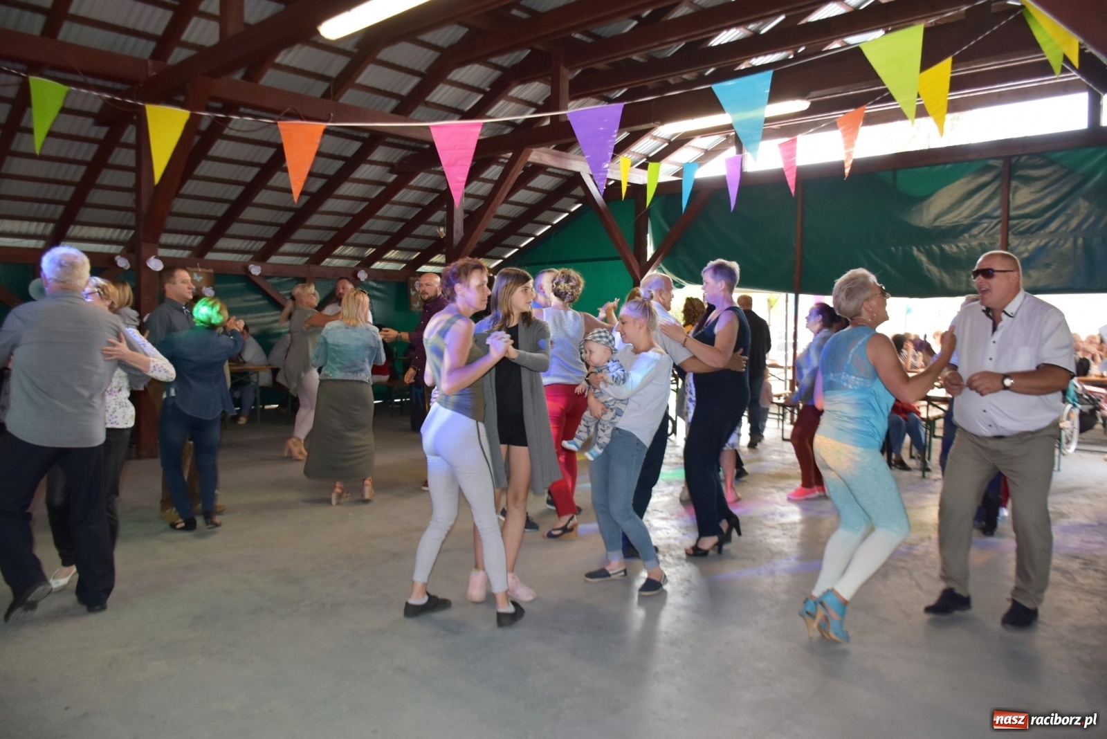 Zdjęcie w galerii na portalu naszraciborz.pl: Tak się bawią w Rudyszwałdzie [FOTO] wiadomości z regionu