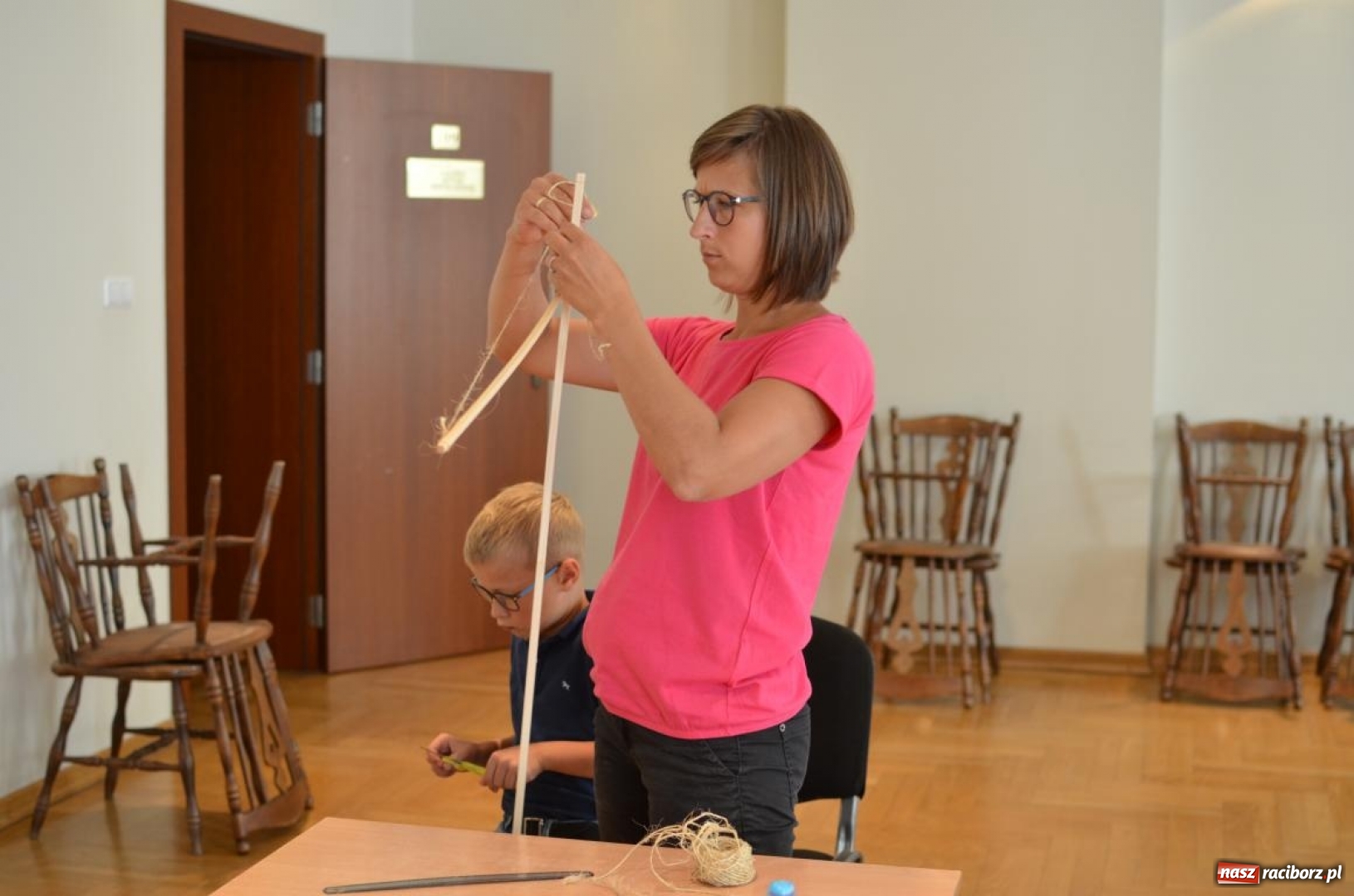 Zdjęcie w galerii na portalu naszraciborz.pl: Warsztaty budowania latawców w RCK [FOTO] wiadomości z regionu