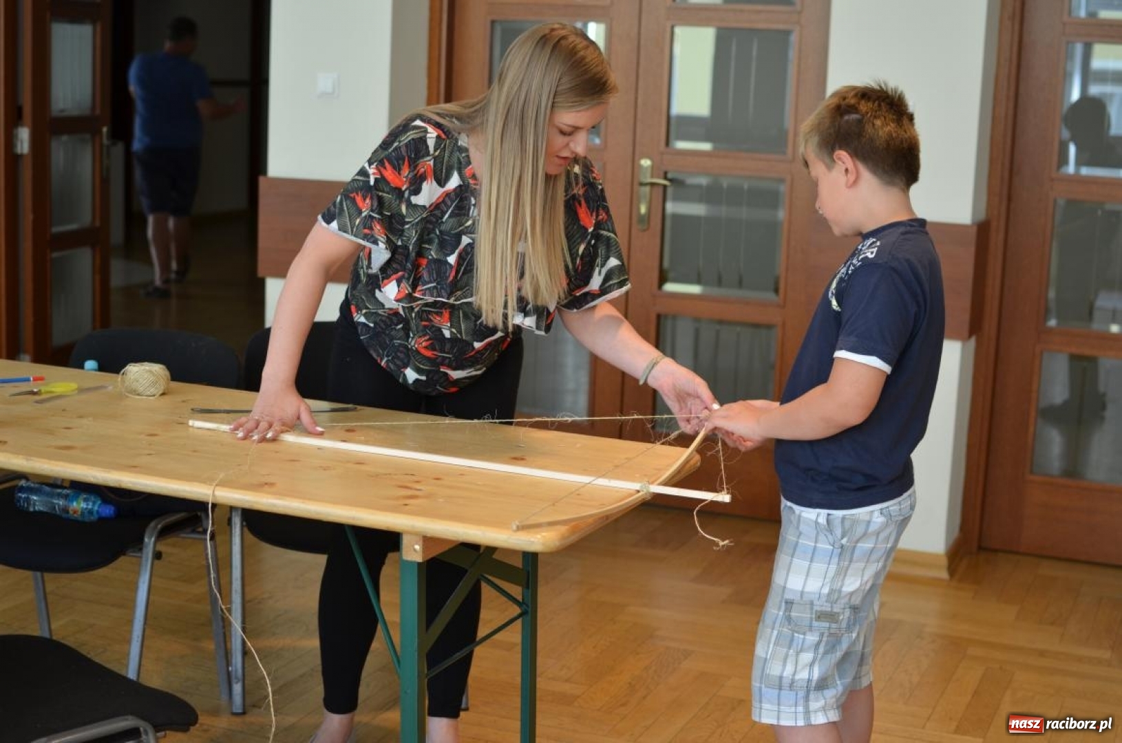 Zdjęcie w galerii na portalu naszraciborz.pl: Warsztaty budowania latawców w RCK [FOTO] wiadomości z regionu