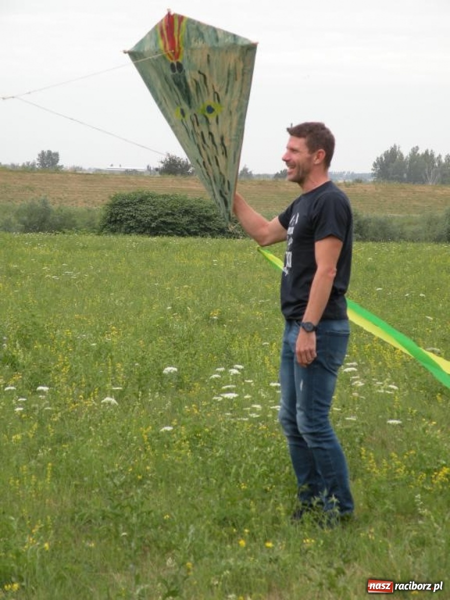 Zdjęcie w galerii na portalu naszraciborz.pl: Warsztaty budowania latawców w RCK [FOTO] wiadomości z regionu