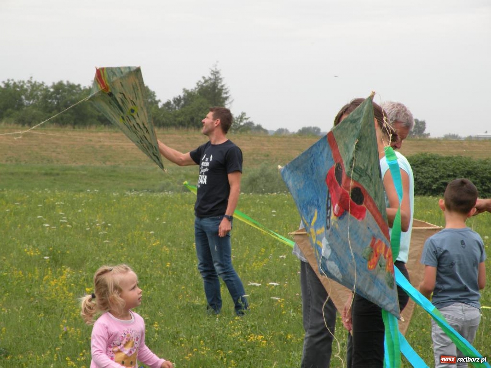 Zdjęcie w galerii na portalu naszraciborz.pl: Warsztaty budowania latawców w RCK [FOTO] wiadomości z regionu