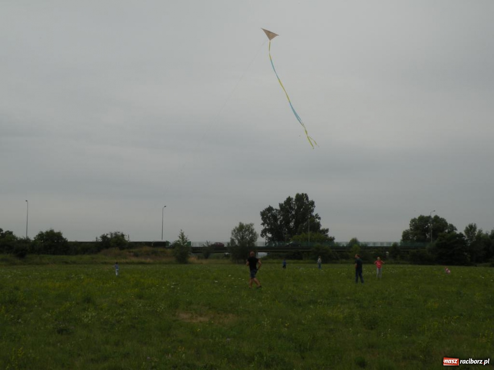 Zdjęcie w galerii na portalu naszraciborz.pl: Warsztaty budowania latawców w RCK [FOTO] wiadomości z regionu