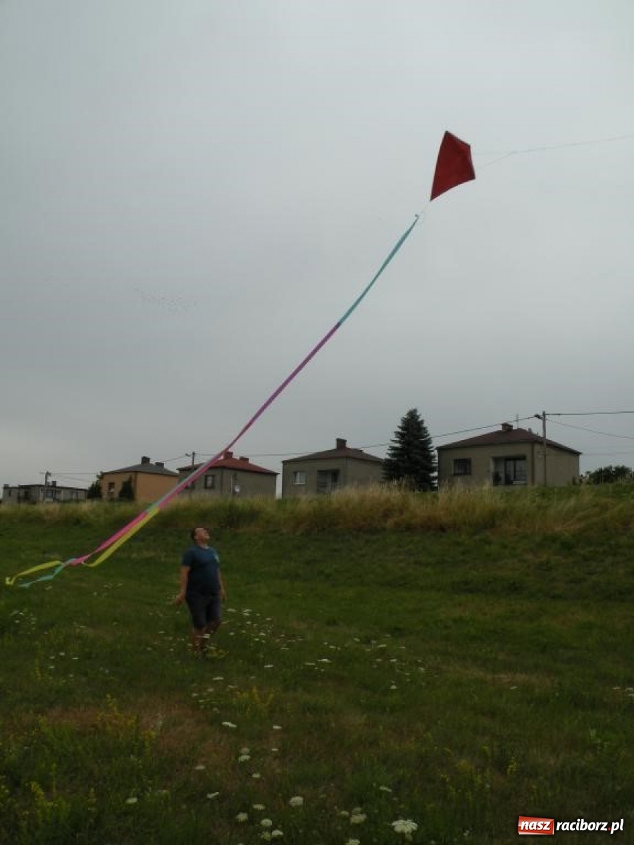 Zdjęcie w galerii na portalu naszraciborz.pl: Warsztaty budowania latawców w RCK [FOTO] wiadomości z regionu