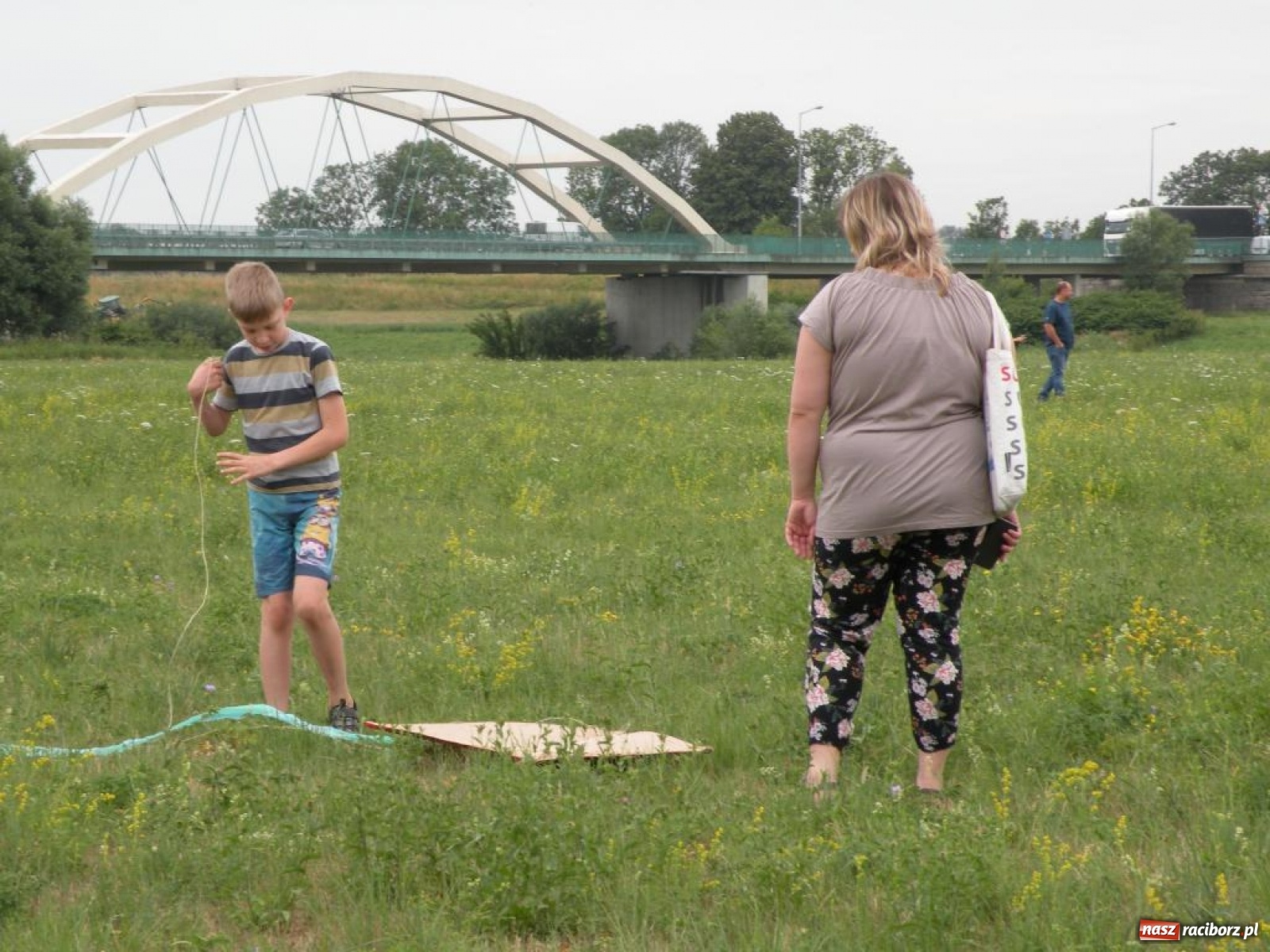 Zdjęcie w galerii na portalu naszraciborz.pl: Warsztaty budowania latawców w RCK [FOTO] wiadomości z regionu