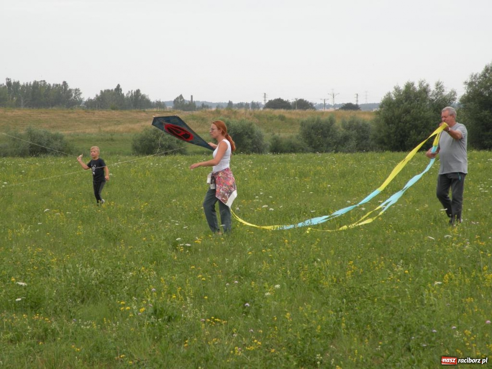 Zdjęcie w galerii na portalu naszraciborz.pl: Warsztaty budowania latawców w RCK [FOTO] wiadomości z regionu