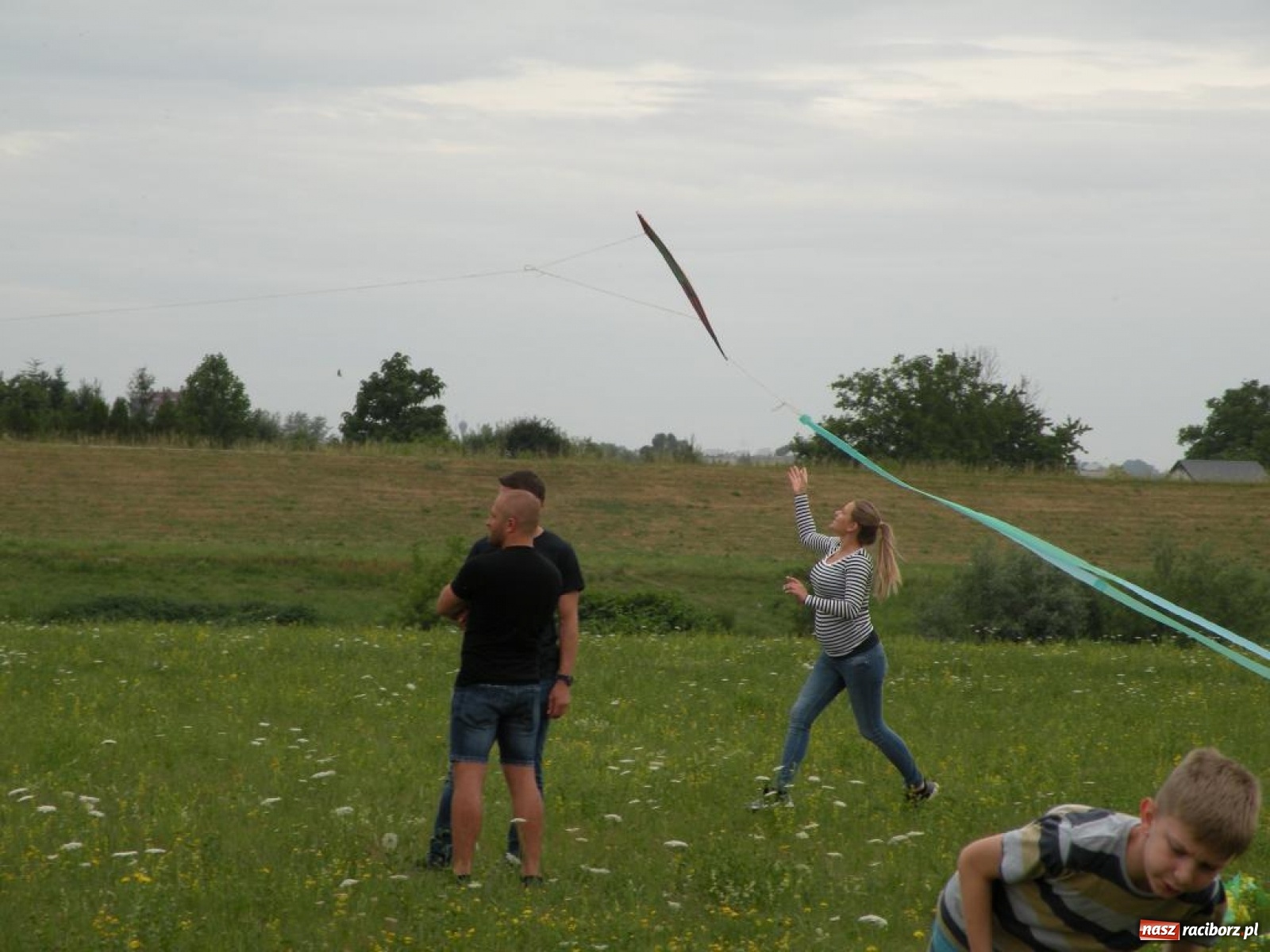 Zdjęcie w galerii na portalu naszraciborz.pl: Warsztaty budowania latawców w RCK [FOTO] wiadomości z regionu