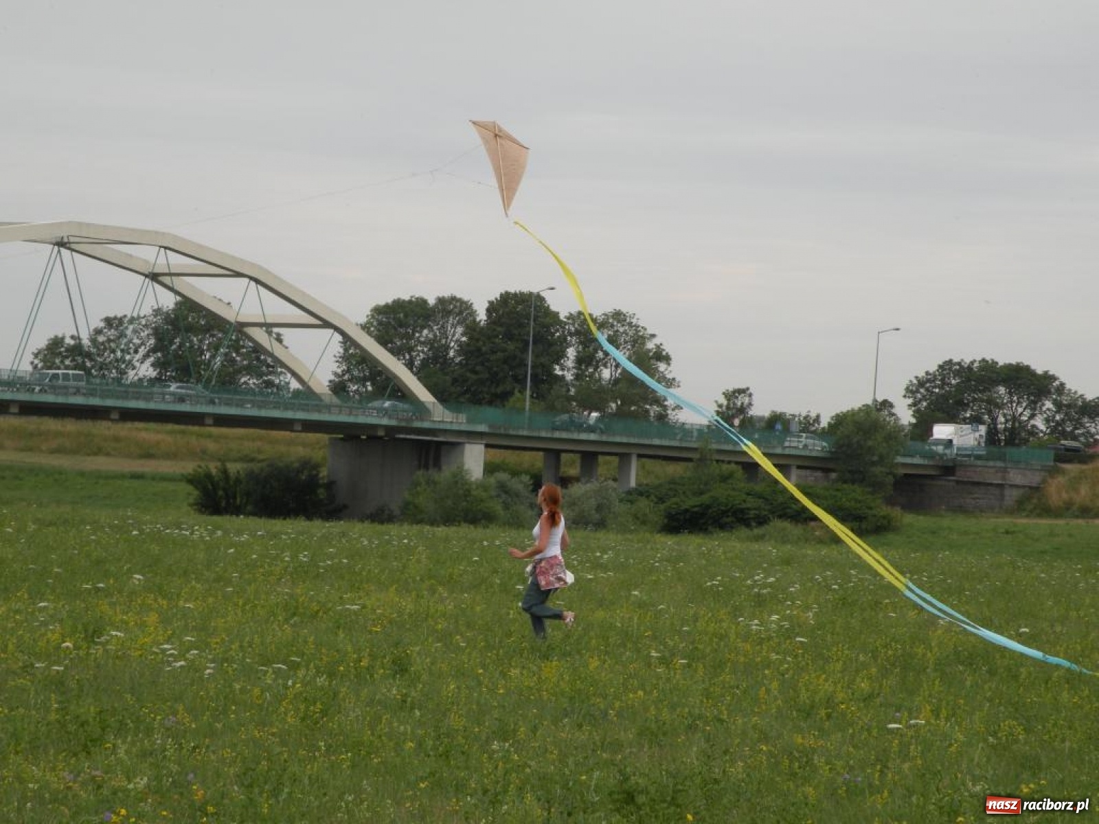 Zdjęcie w galerii na portalu naszraciborz.pl: Warsztaty budowania latawców w RCK [FOTO] wiadomości z regionu