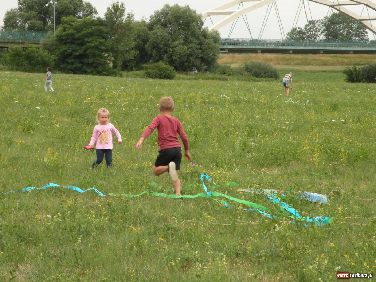Zdjęcie w galerii na portalu naszraciborz.pl: Warsztaty budowania latawców w RCK [FOTO] wiadomości z regionu