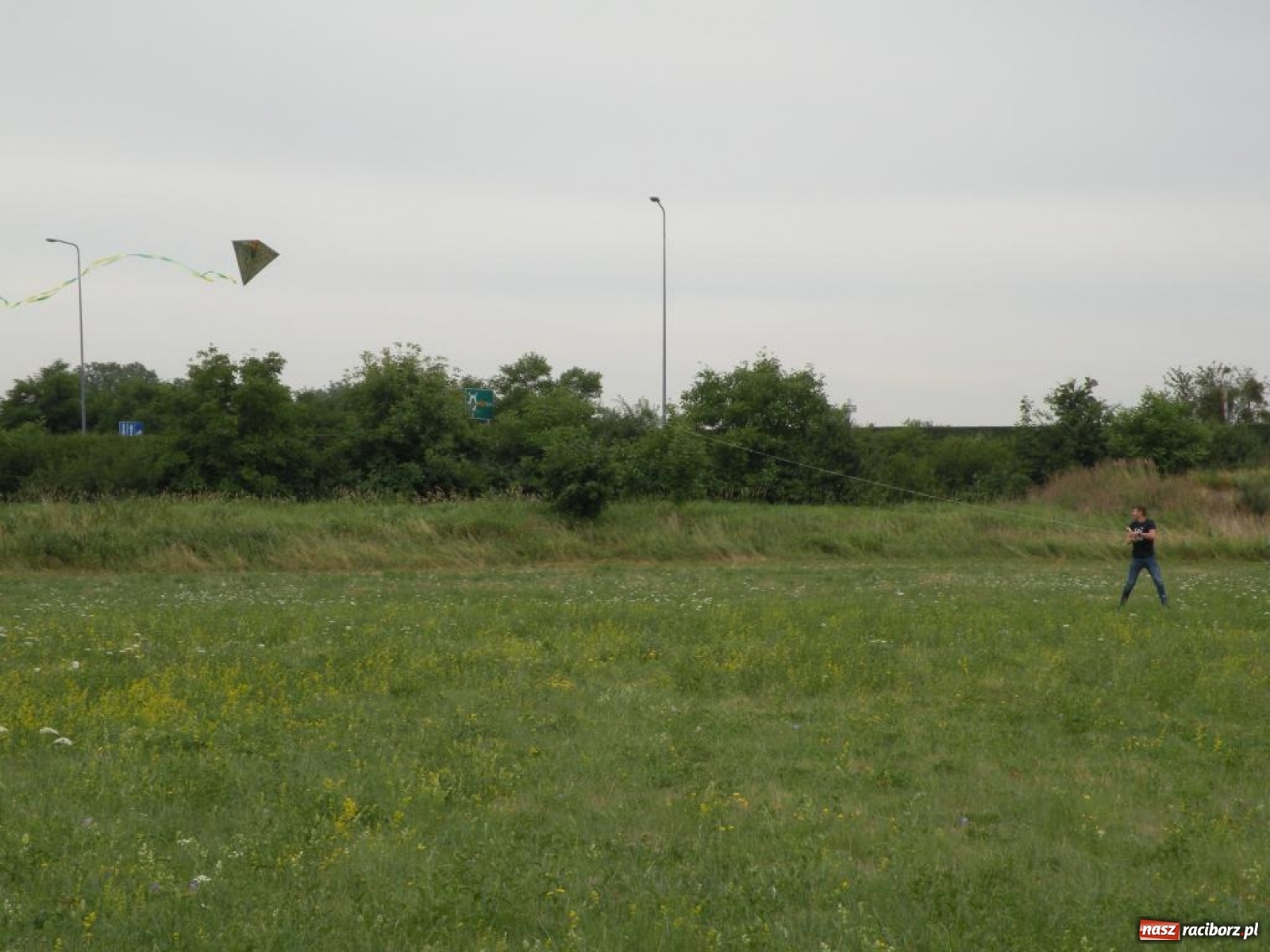 Zdjęcie w galerii na portalu naszraciborz.pl: Warsztaty budowania latawców w RCK [FOTO] wiadomości z regionu