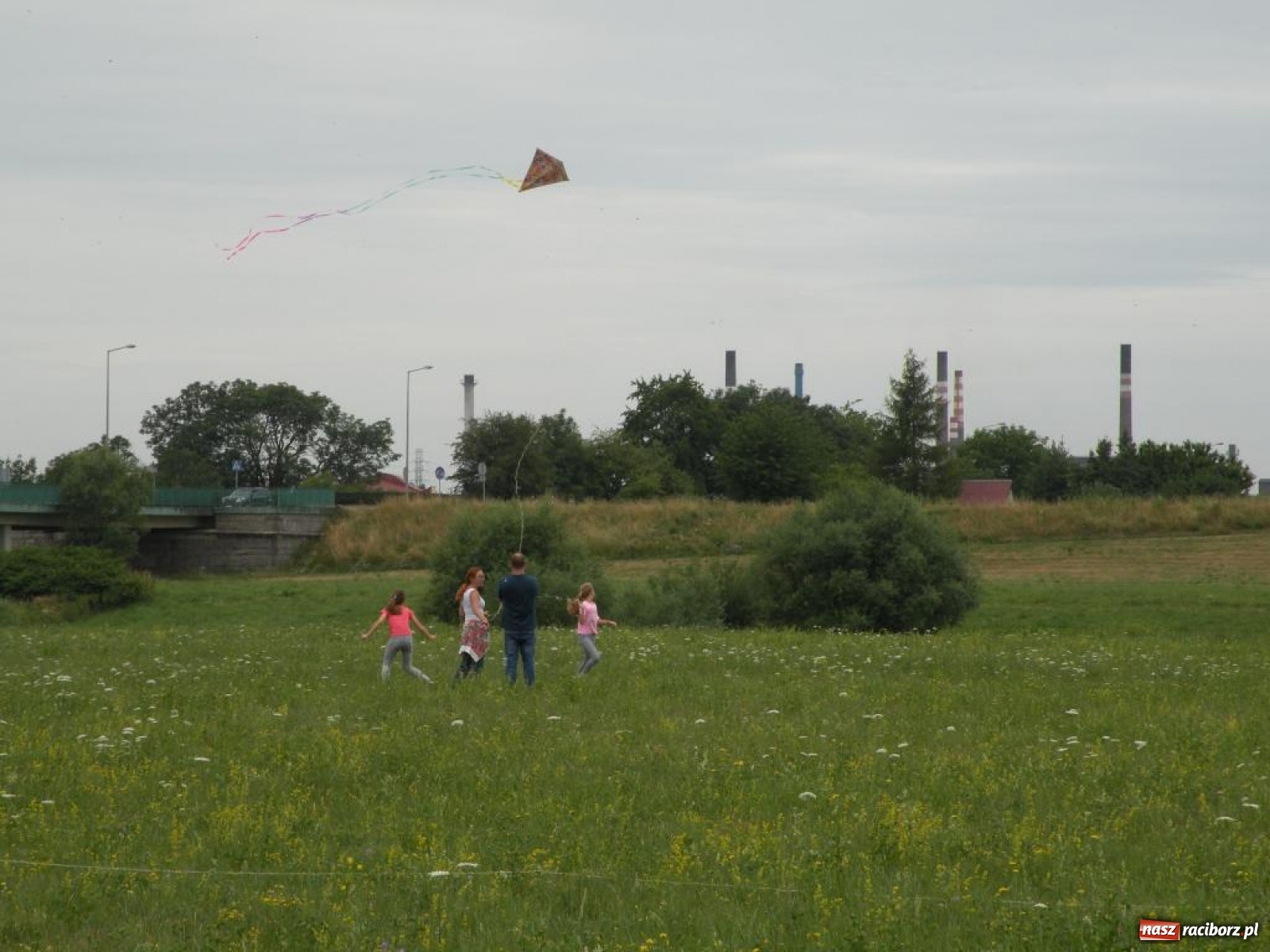 Zdjęcie w galerii na portalu naszraciborz.pl: Warsztaty budowania latawców w RCK [FOTO] wiadomości z regionu