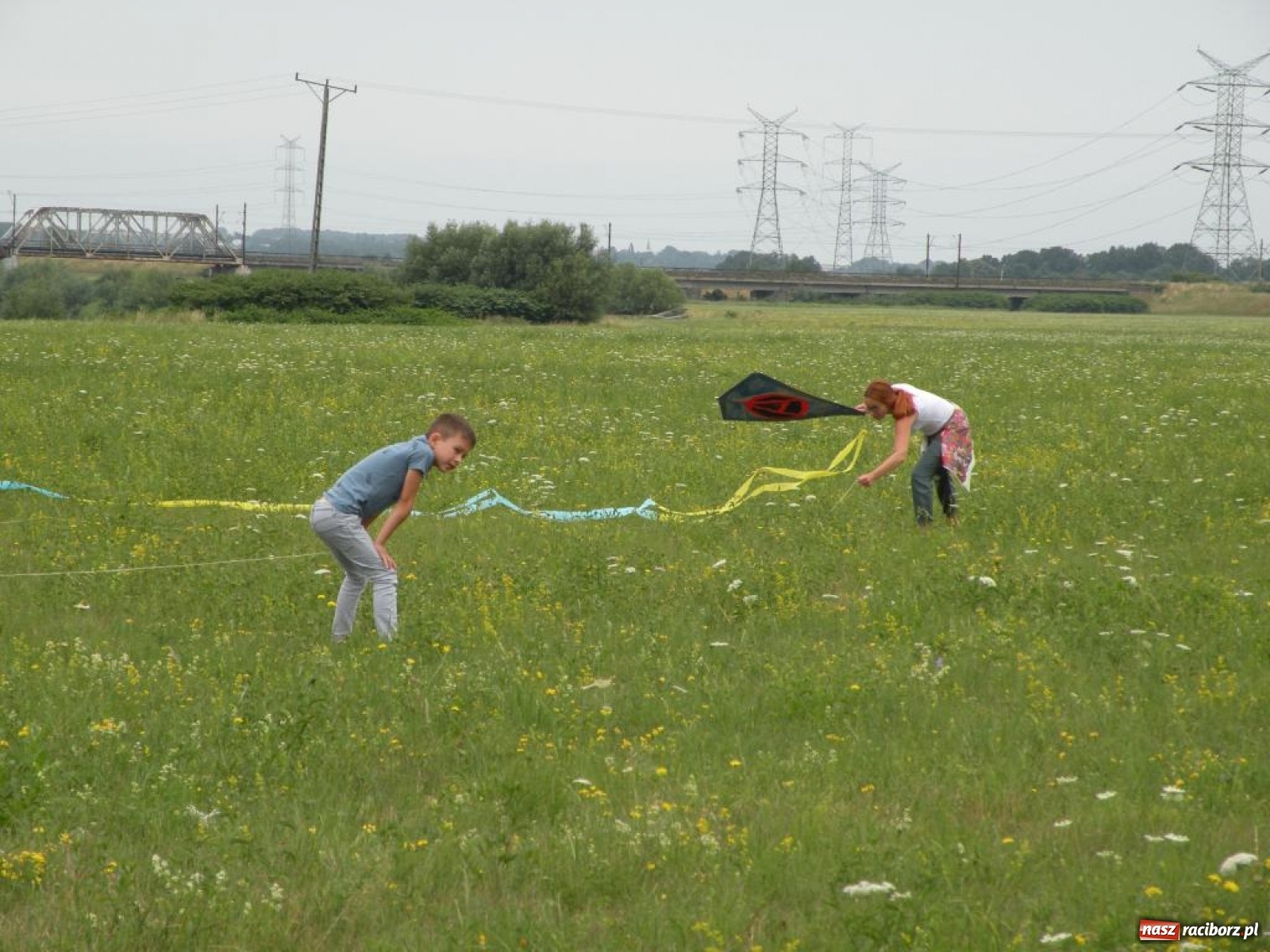 Zdjęcie w galerii na portalu naszraciborz.pl: Warsztaty budowania latawców w RCK [FOTO] wiadomości z regionu