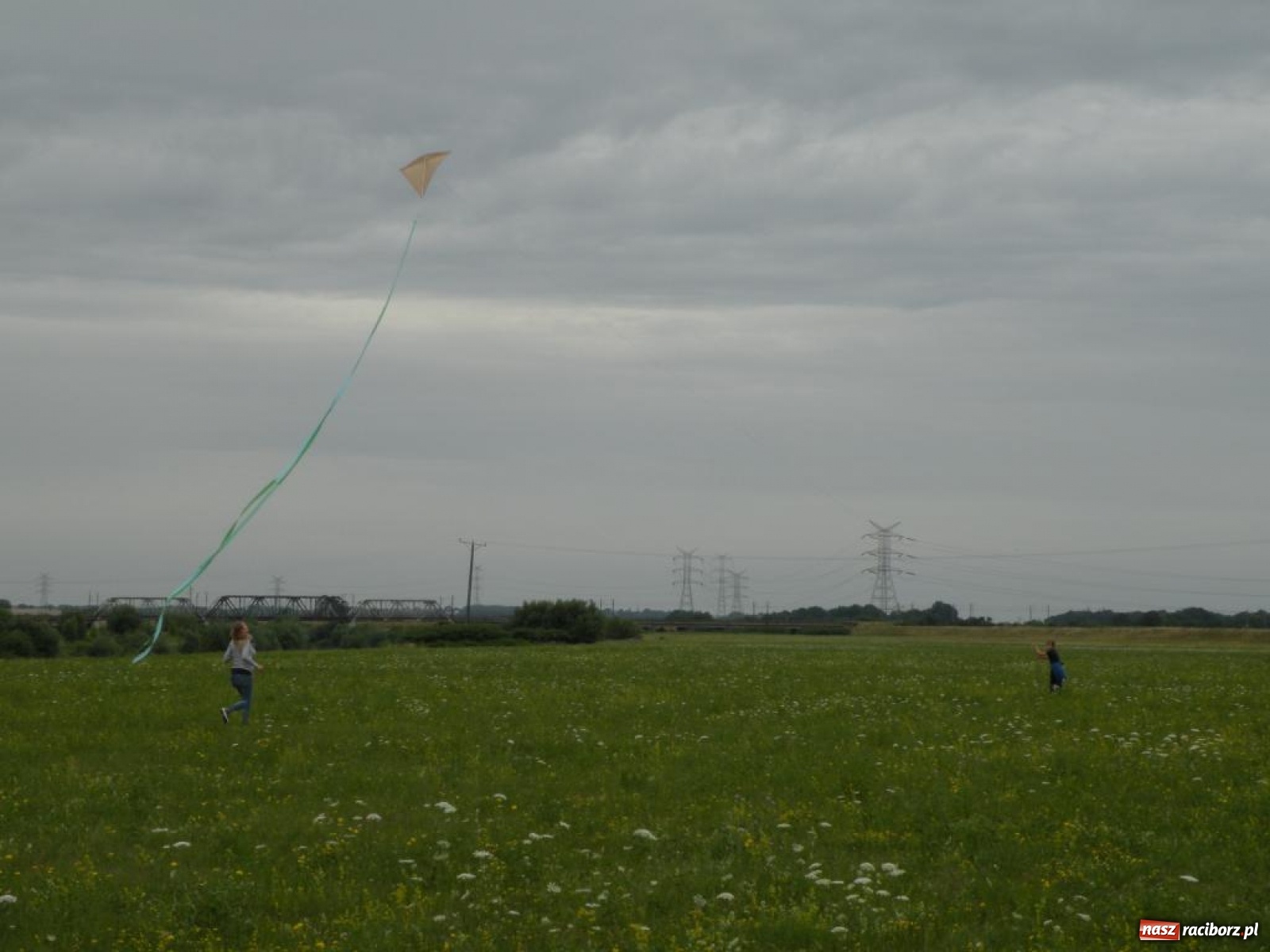Zdjęcie w galerii na portalu naszraciborz.pl: Warsztaty budowania latawców w RCK [FOTO] wiadomości z regionu