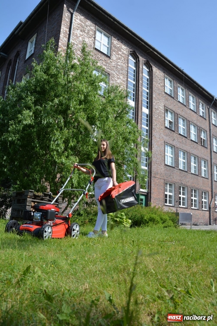 Zdjęcie w galerii na portalu naszraciborz.pl: Młodzież Budowlanki i Gastronomika na kursach i warsztatach wiadomości z regionu