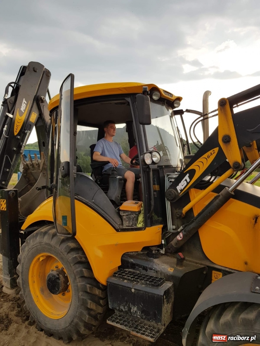 Zdjęcie w galerii na portalu naszraciborz.pl: Młodzież Budowlanki i Gastronomika na kursach i warsztatach wiadomości z regionu