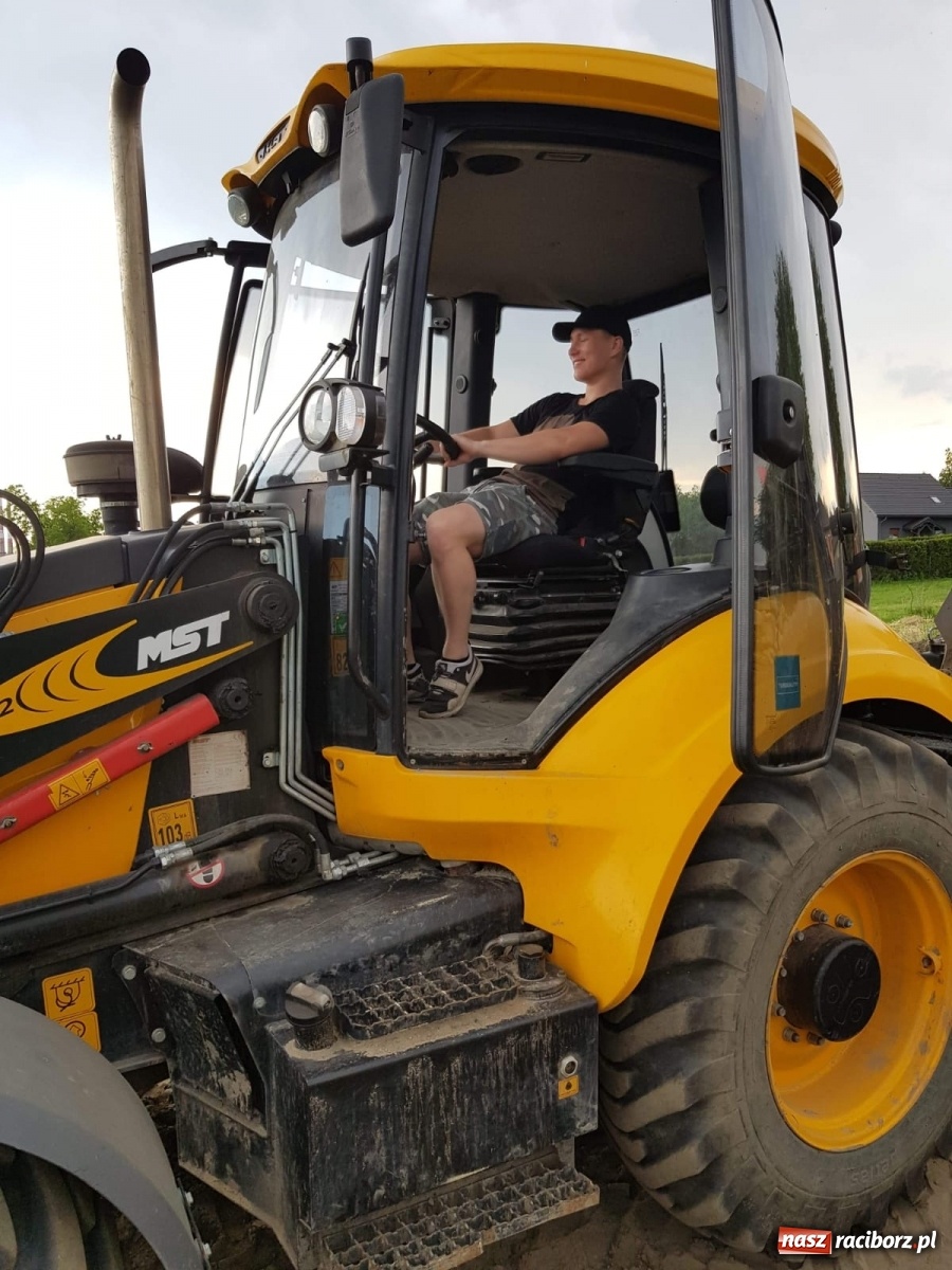 Zdjęcie w galerii na portalu naszraciborz.pl: Młodzież Budowlanki i Gastronomika na kursach i warsztatach wiadomości z regionu