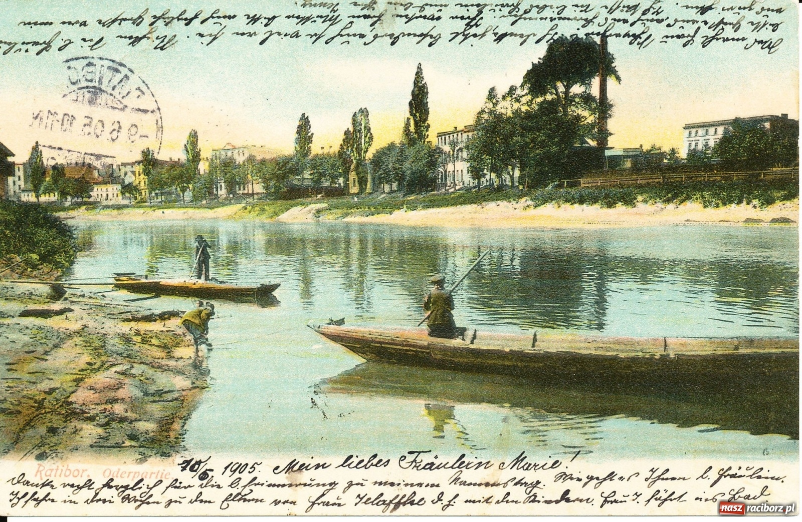 Zdjęcie w galerii na portalu naszraciborz.pl: Odra odsłania dno. Jakie skarby kryje rzeka? Czy znajdzie się tajemne przejście z zamku do klasztoru dominikanek? wiadomości z regionu