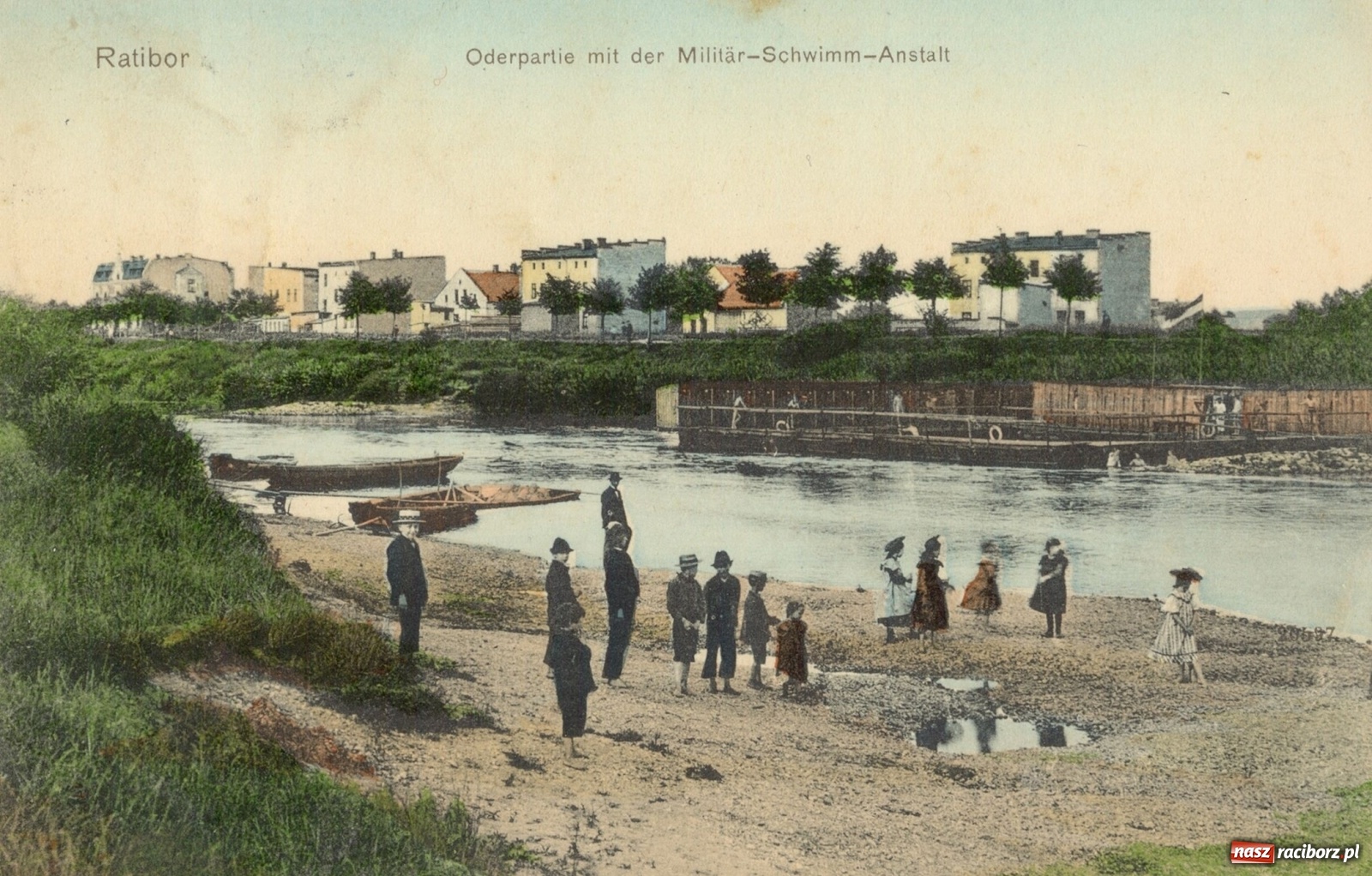 Zdjęcie w galerii na portalu naszraciborz.pl: Odra odsłania dno. Jakie skarby kryje rzeka? Czy znajdzie się tajemne przejście z zamku do klasztoru dominikanek? wiadomości z regionu