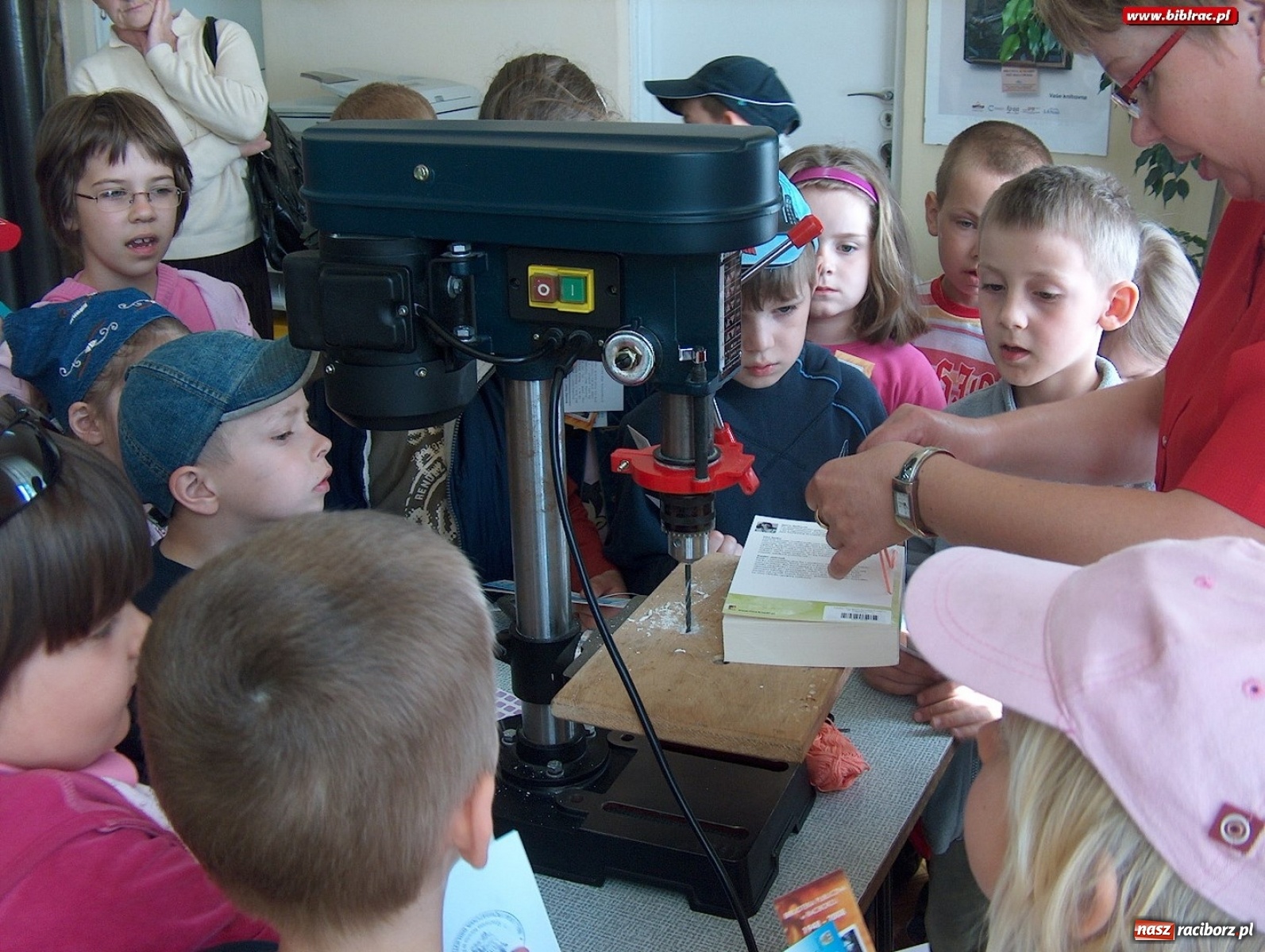 Zdjęcie w galerii na portalu naszraciborz.pl: Zaczęło się od Ewy Chotomskiej... [FOTO] wiadomości z regionu
