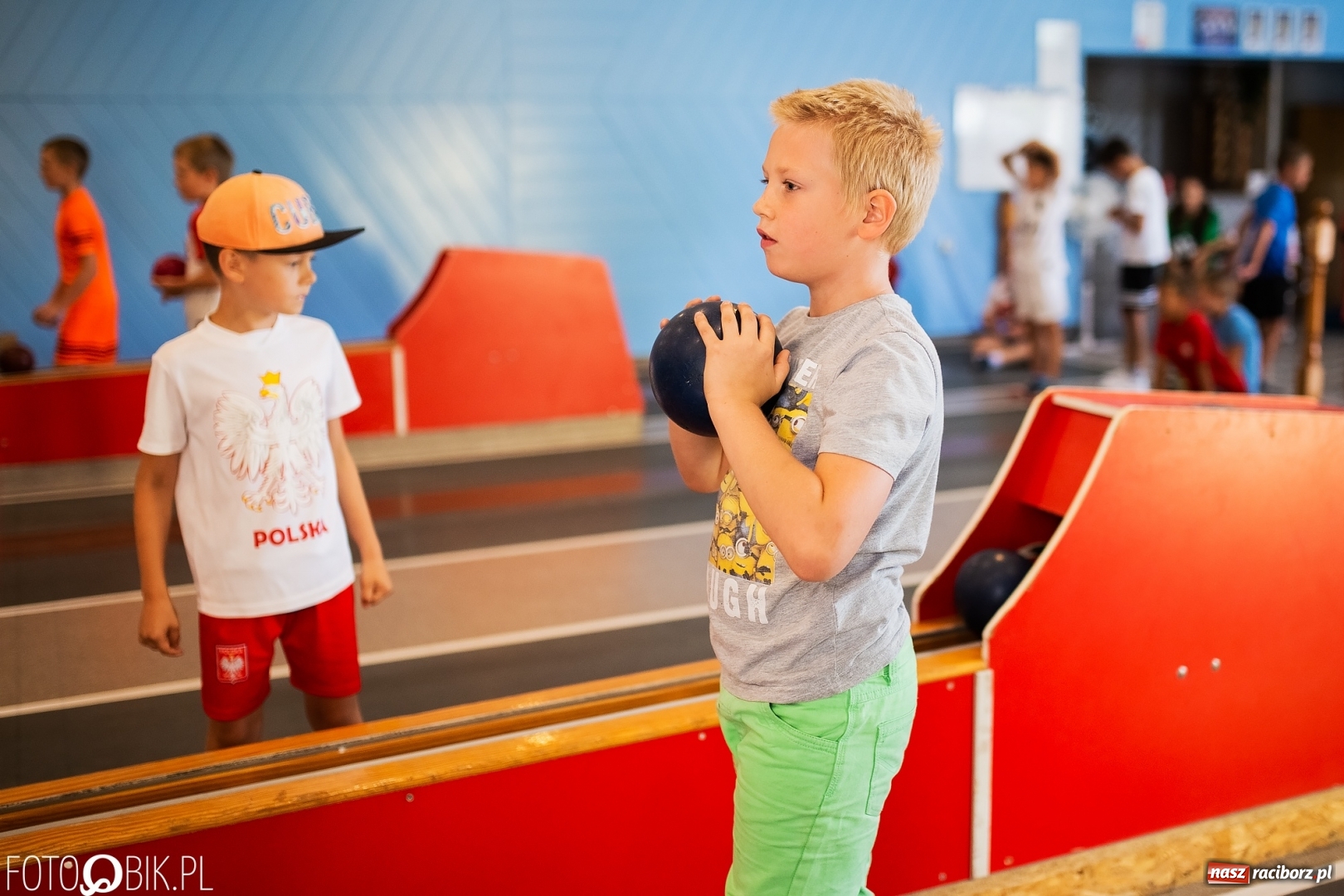 Zdjęcie w galerii na portalu naszraciborz.pl: Wakacyjna rywalizacja kręglarska przy Zamkowej wiadomości z regionu