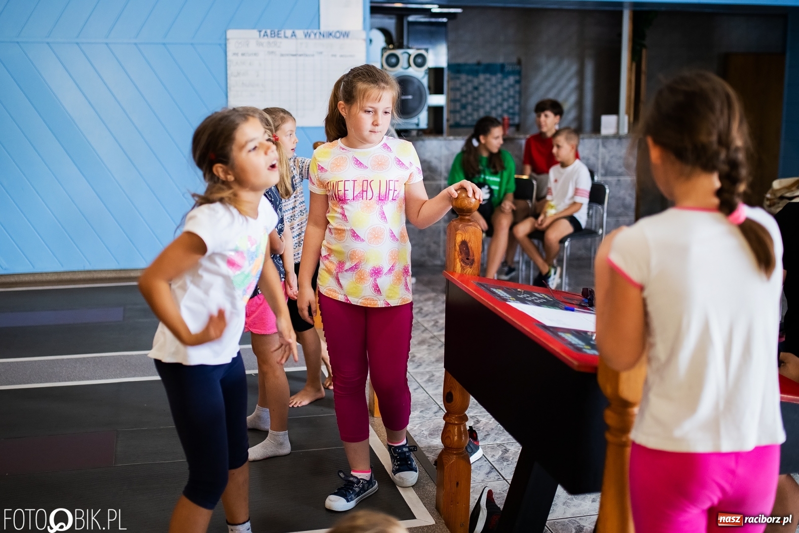 Zdjęcie w galerii na portalu naszraciborz.pl: Wakacyjna rywalizacja kręglarska przy Zamkowej wiadomości z regionu