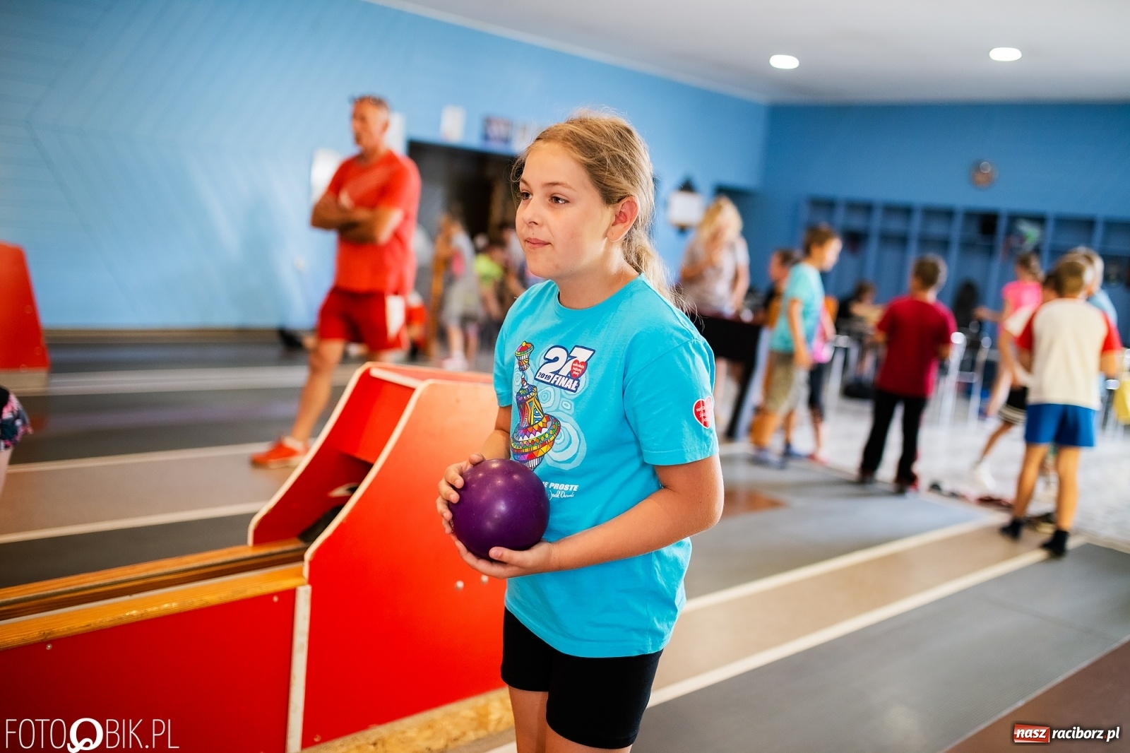Zdjęcie w galerii na portalu naszraciborz.pl: Wakacyjna rywalizacja kręglarska przy Zamkowej wiadomości z regionu